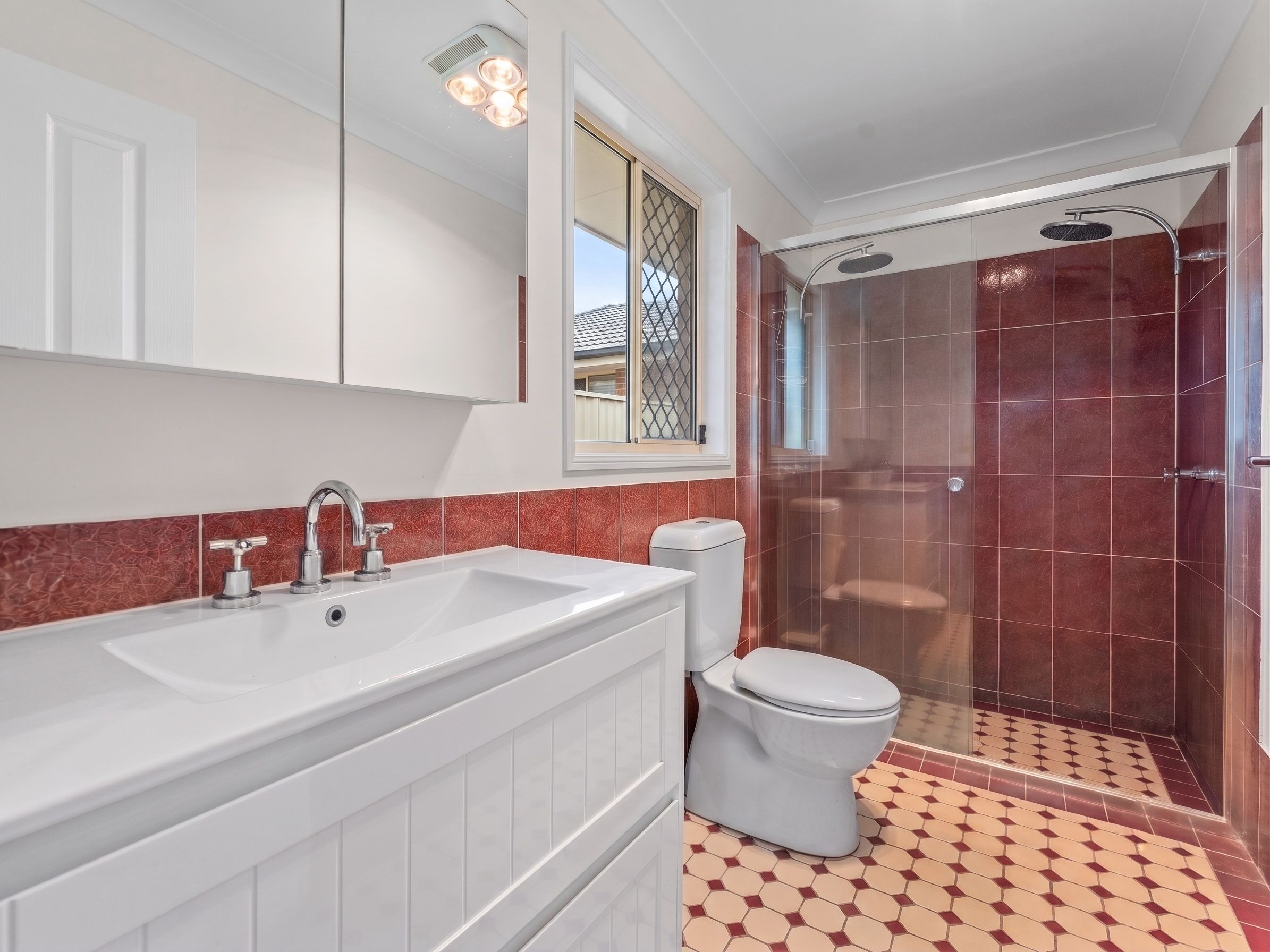 7 Howard Court — photo 7 of 26