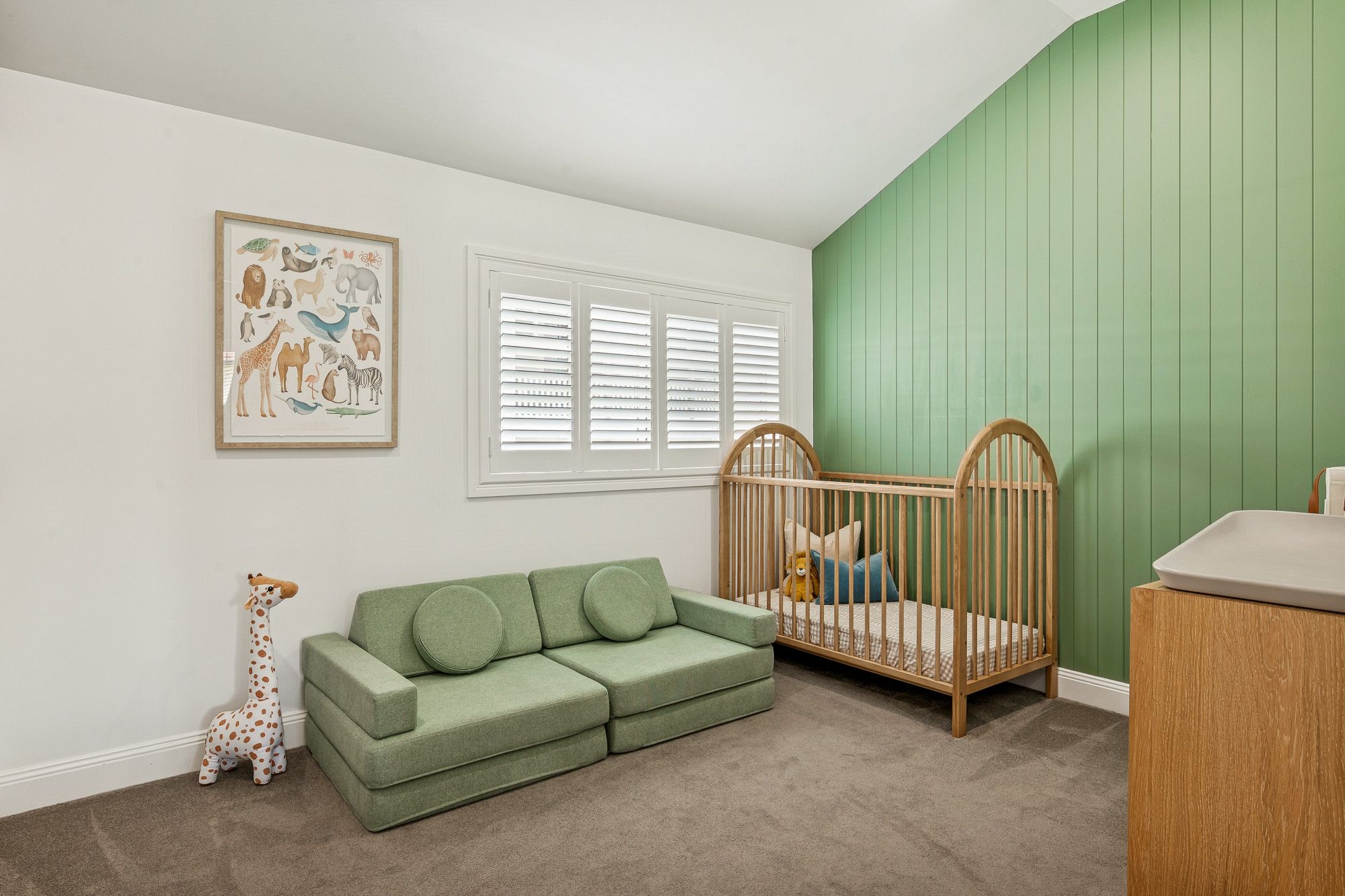 37 Windemere Avenue — photo 13 of 29