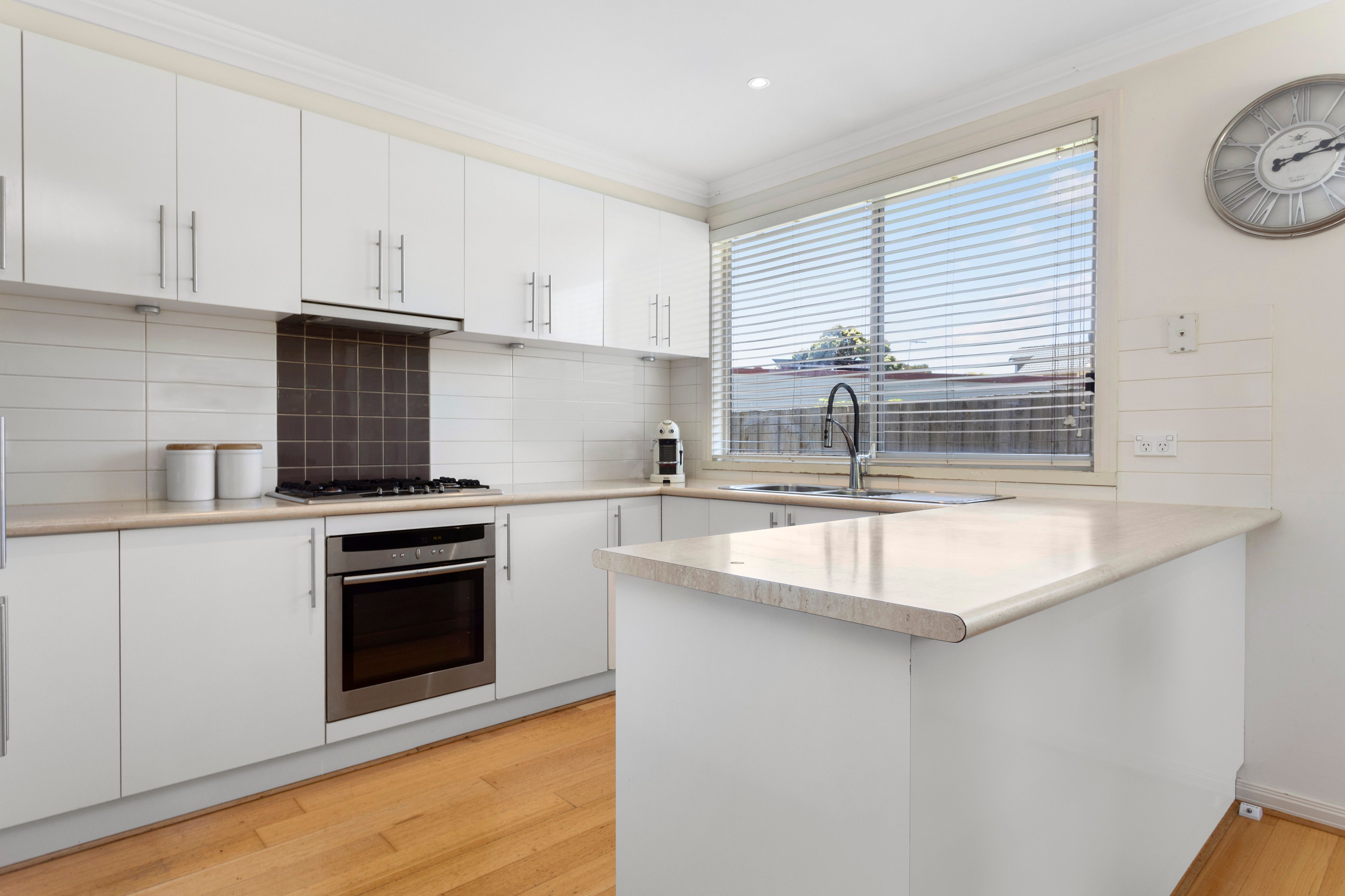 2/34 Darling Street, Hughesdale, VIC 3166