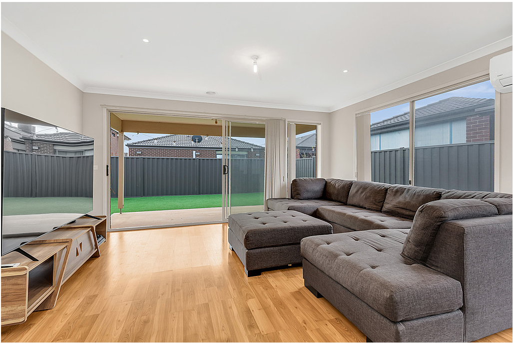 14 Firecrest Road, MANOR LAKES, VIC 3024