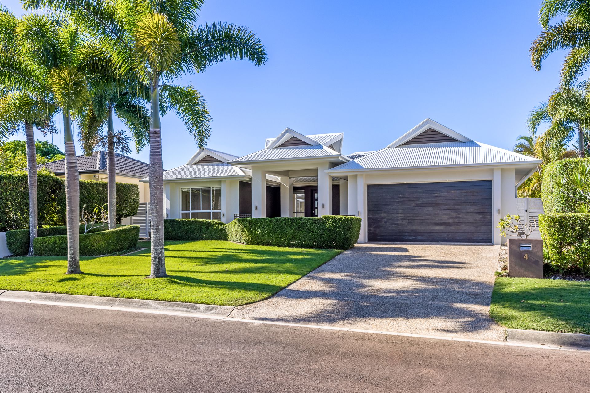 4 Mizzen Place, Twin Waters, QLD 4564