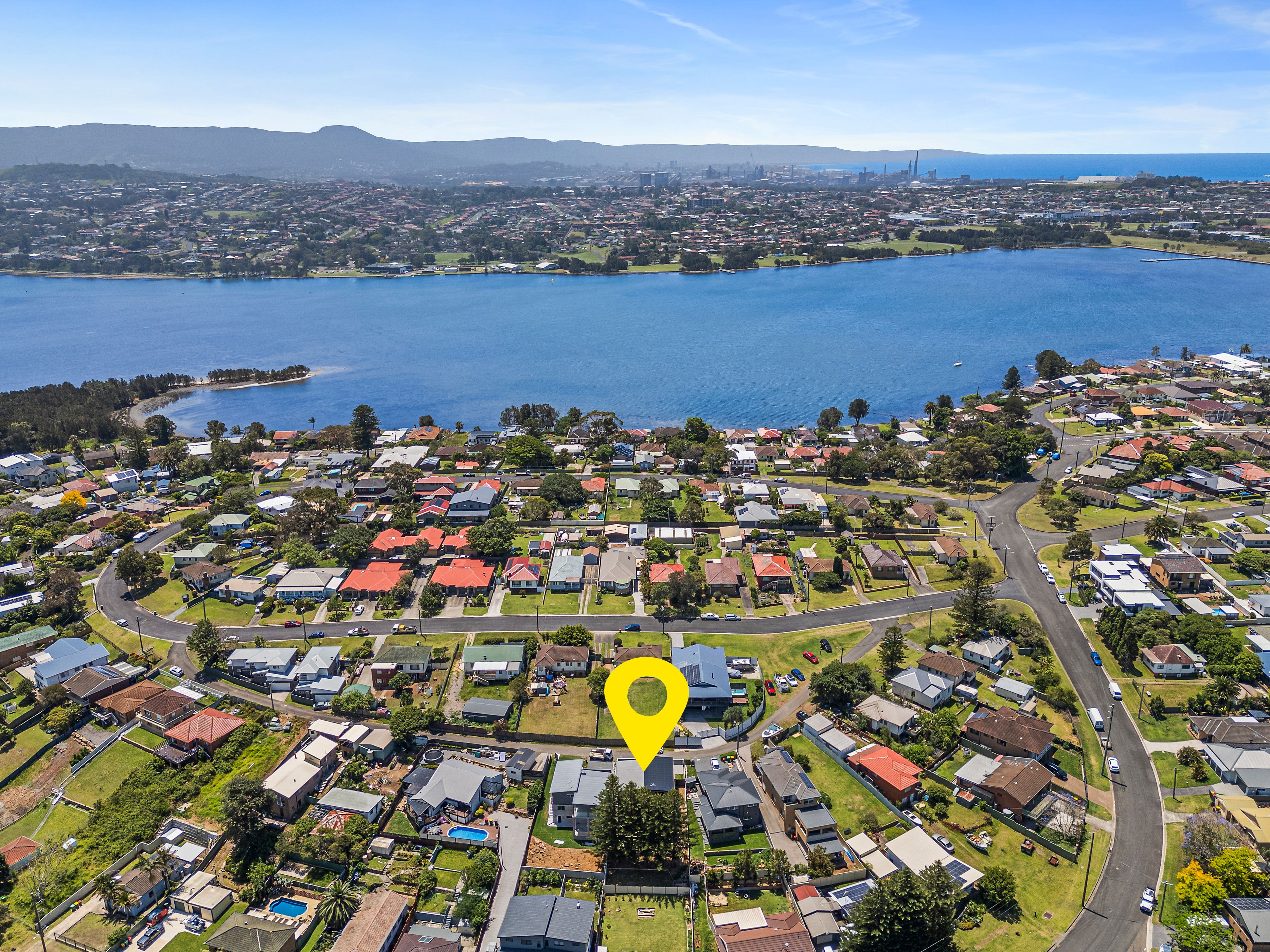 17 Esperanza Lane , Primbee NSW 2502