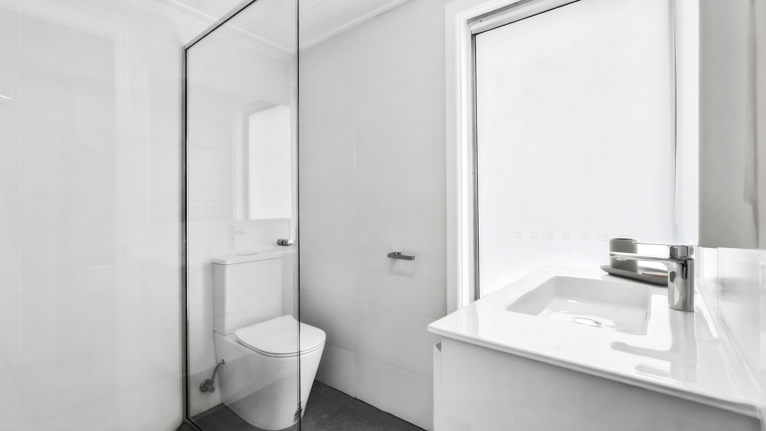 7 Duffy Avenue — photo 12 of 15