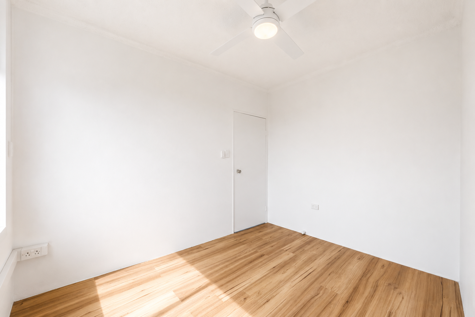 13/15-17 First Street — photo 6 of 13