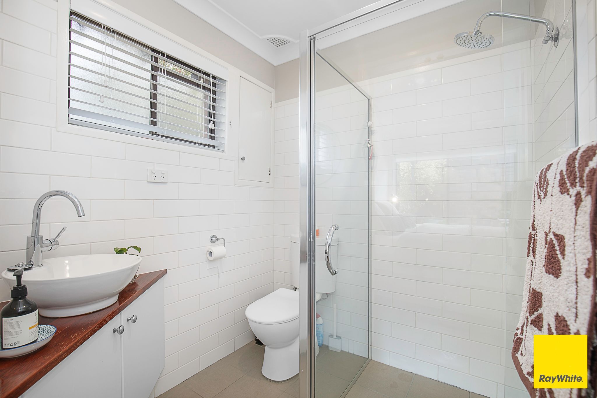 53 Bona Vista Road — photo 16 of 18