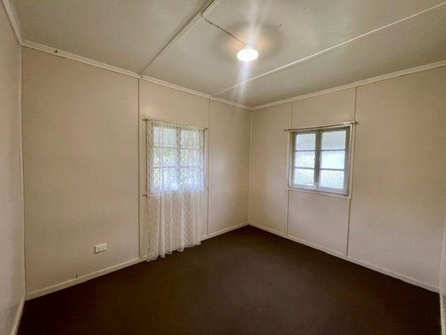 59 Saville Road — photo 11 of 17