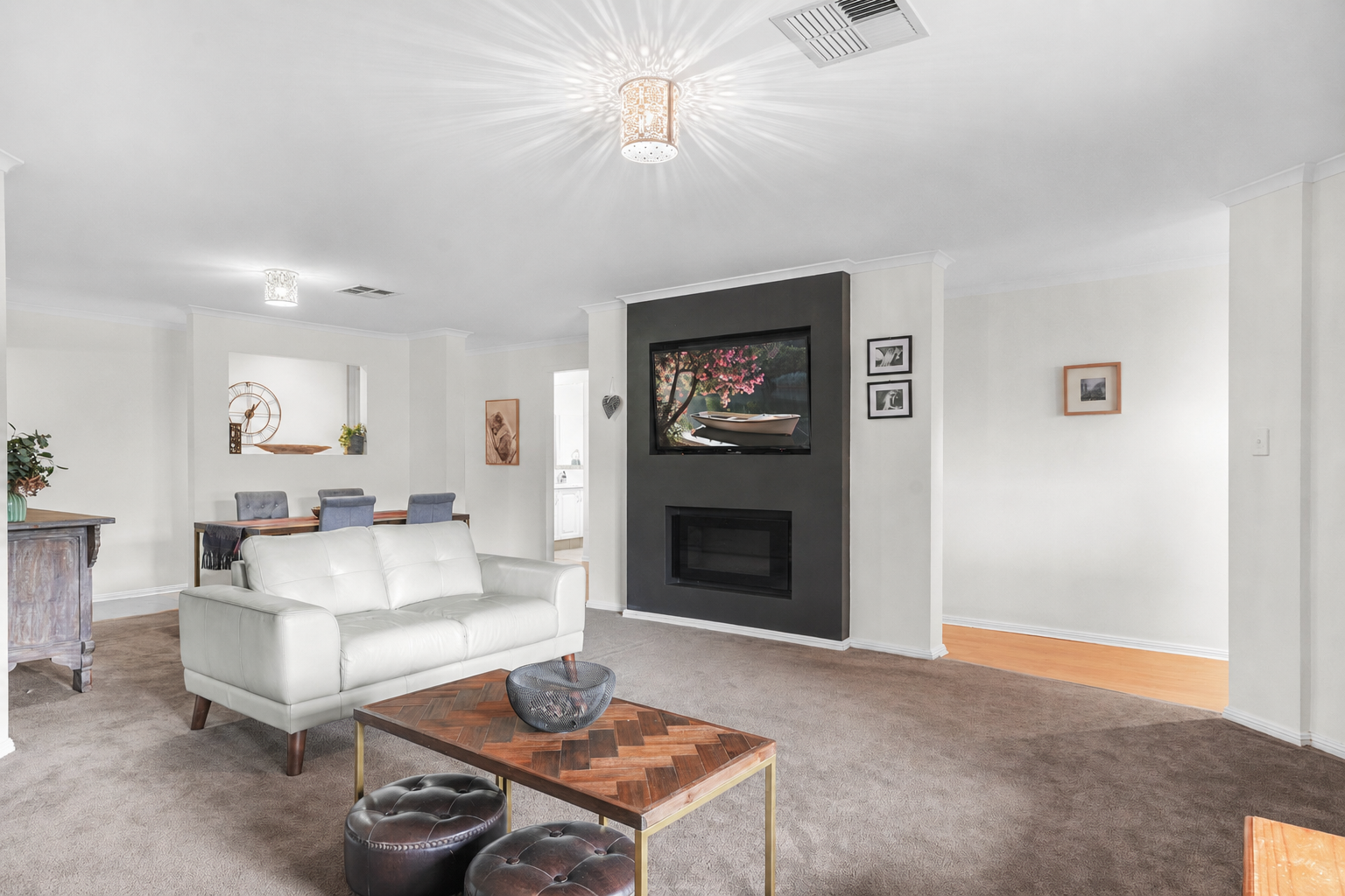 26 Falcon Drive — photo 3 of 14