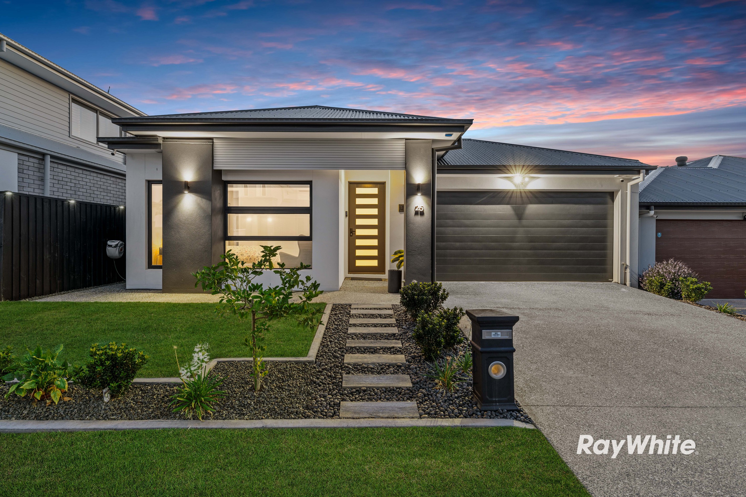 25 Grevillea Way, Park Ridge, QLD 4125