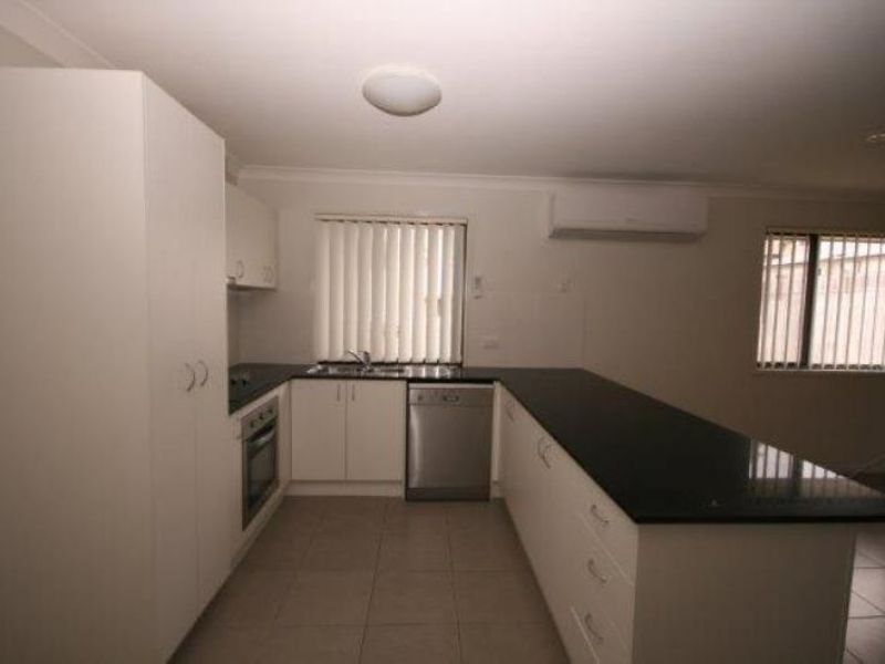 15 Barwell Street, Brassall, QLD 4305