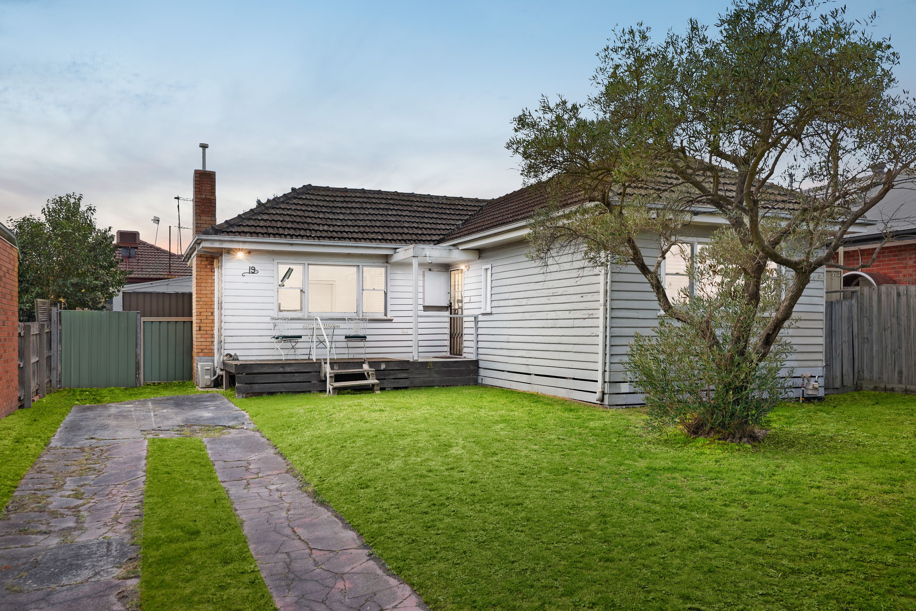 19 Mortimer Street — photo from Ray White Oakleigh