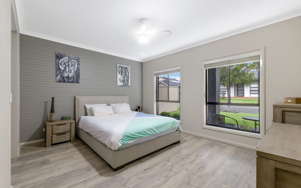9 Felix Street, Gregory Hills, NSW 2557