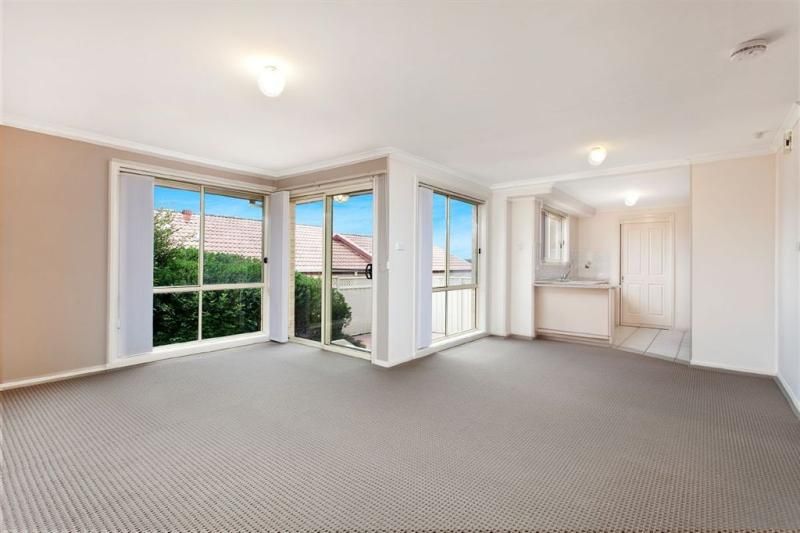 1/2 Cathie Close, Flinders, NSW 2529