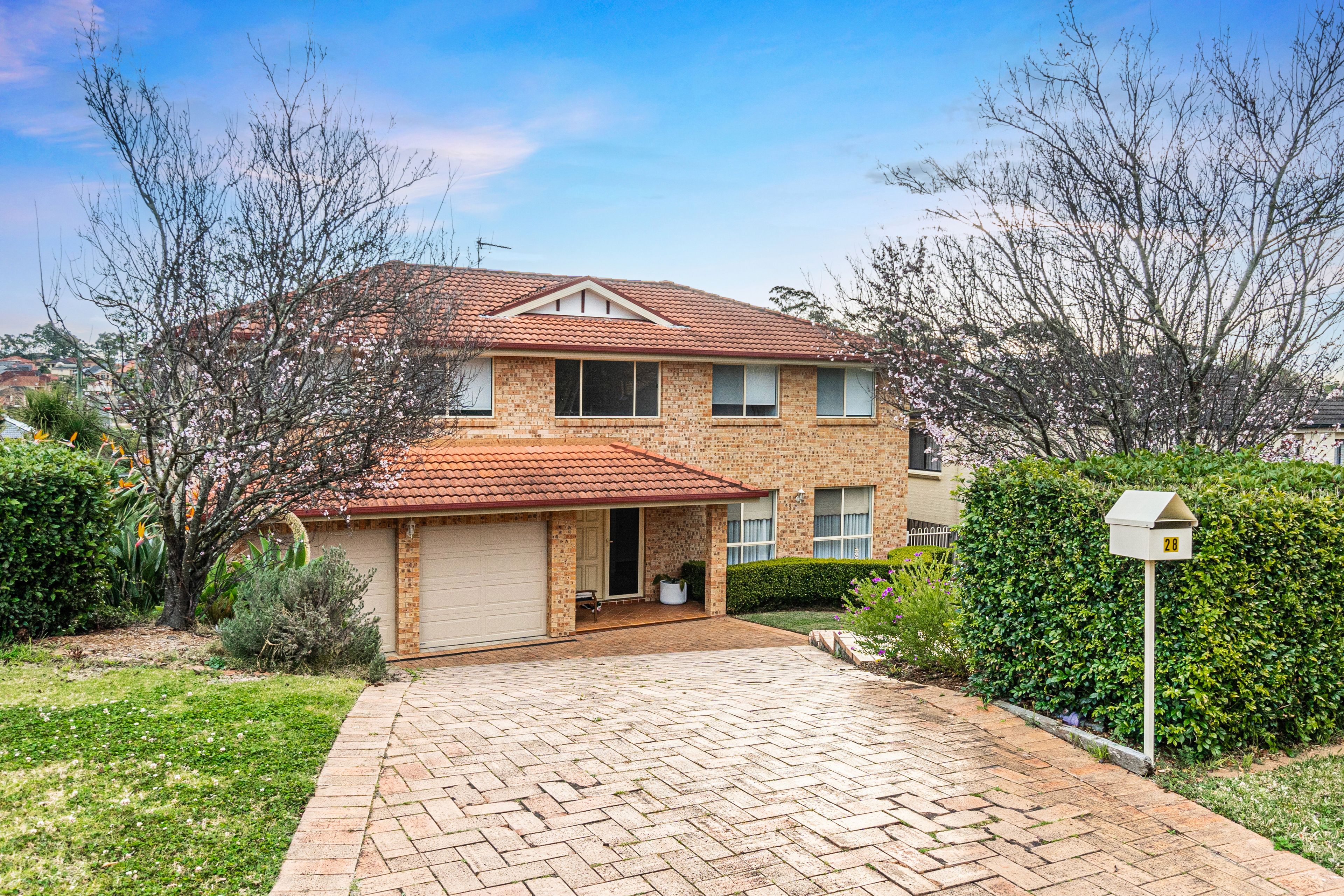 28 Kinaldy Crescent, Kellyville, NSW 2155