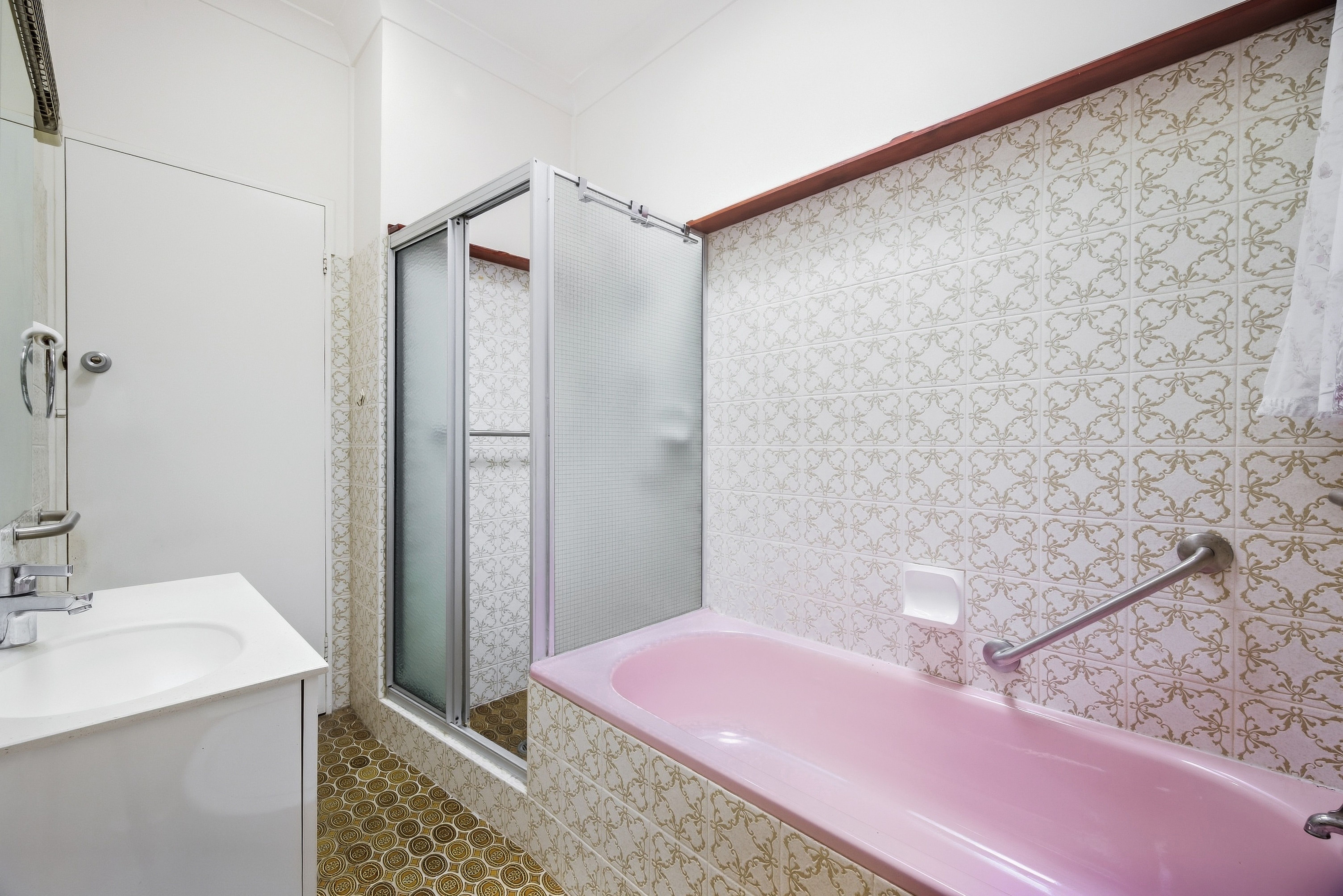 1 Phelps Crescent — photo 12 of 12