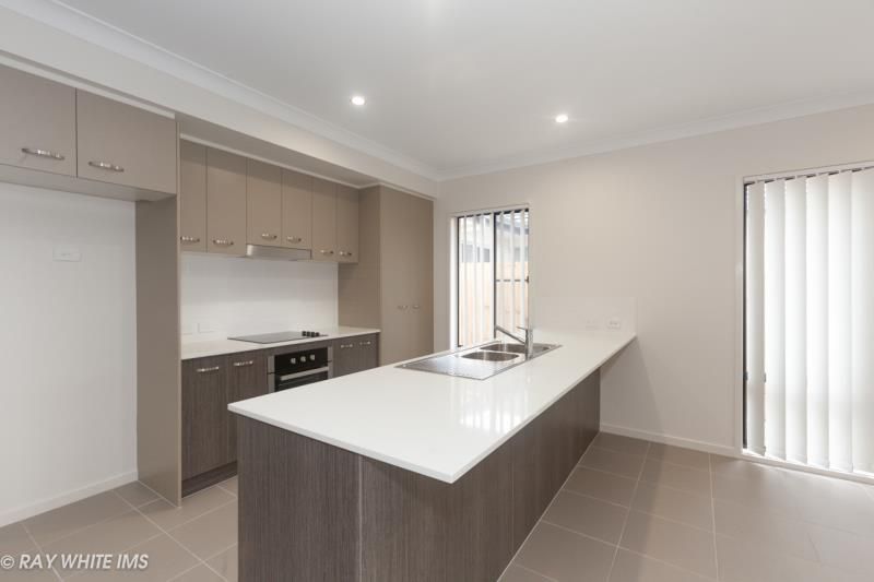 27 Lamont Street, Coomera, QLD 4209
