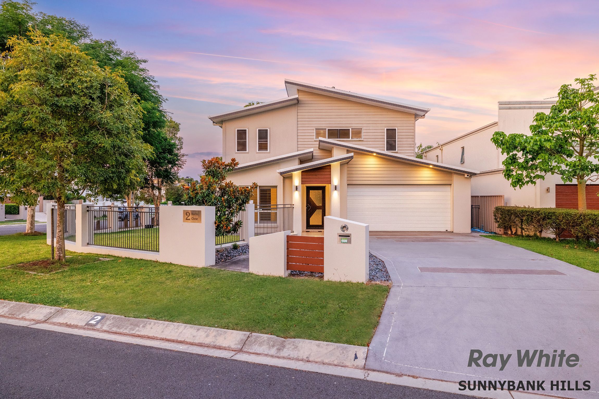 2 Burns Close, Eight Mile Plains QLD 4113