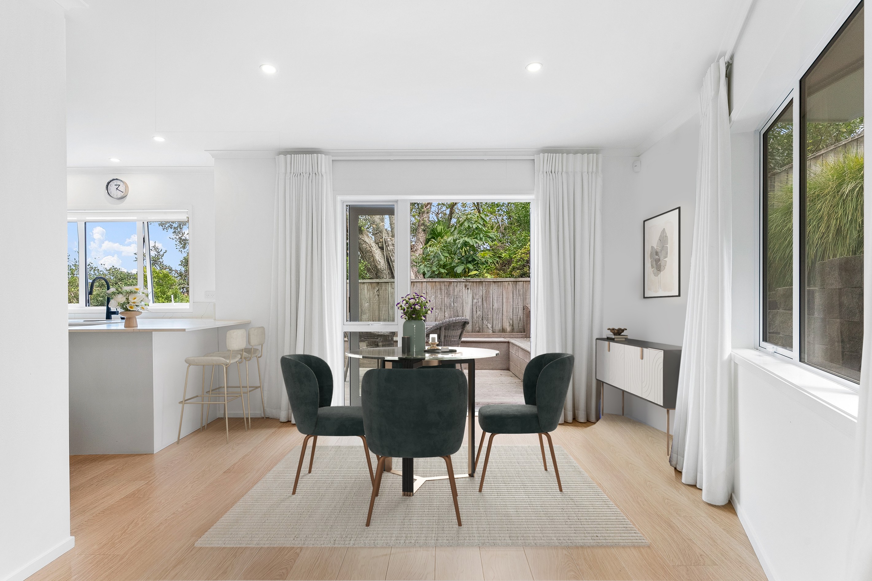 1/21 Rangitoto Terrace, Milford, North Shore City