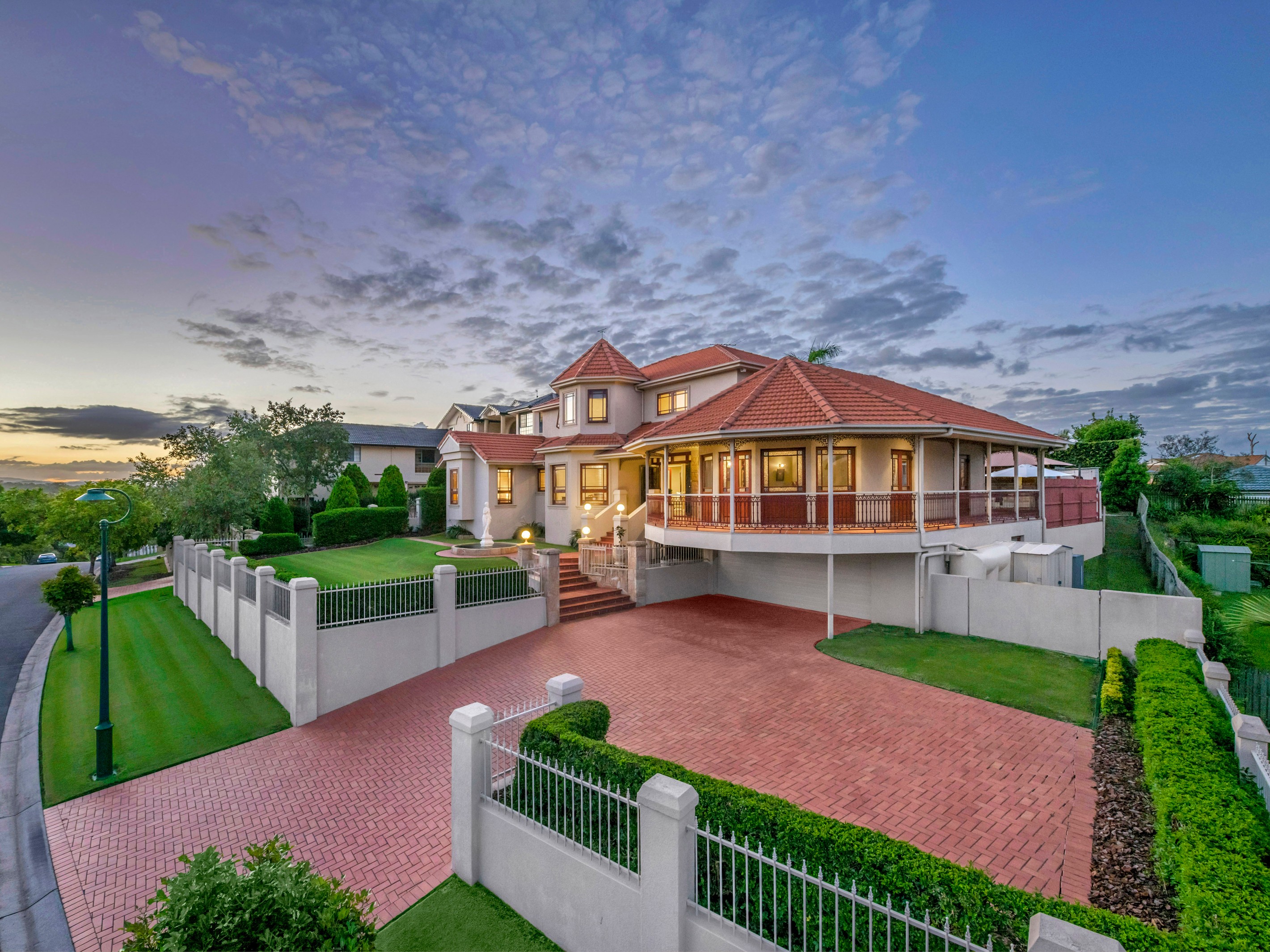 48 Constellation Crescent, Bridgeman Downs, QLD 4035
