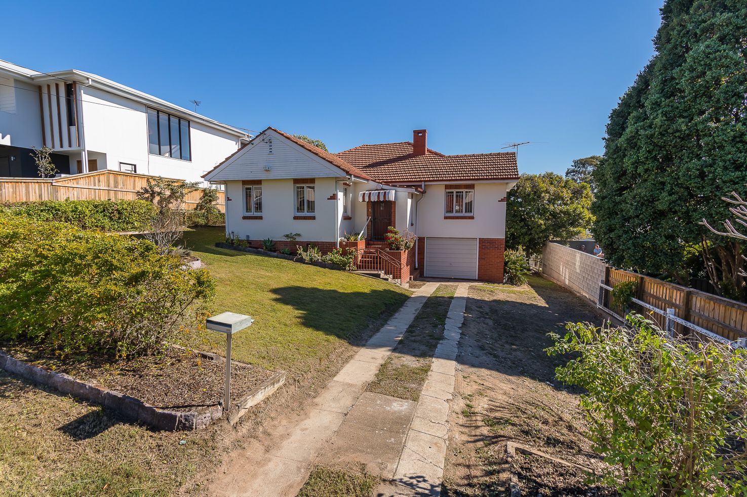 166 Sackville Street, Greenslopes, QLD 4120