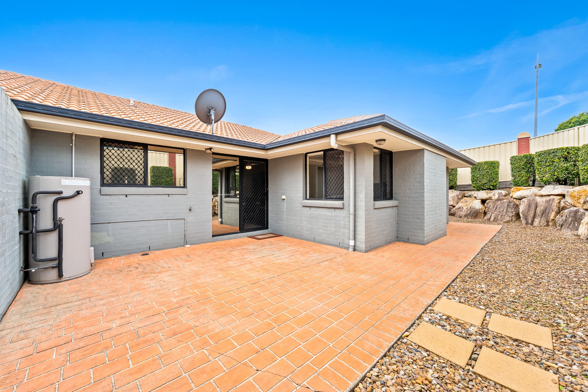 1/8 Buckingham Place, Eight Mile Plains, QLD 4113
