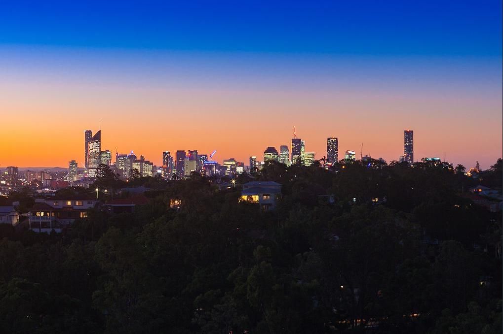 18/902 Logan Road, Holland Park West, QLD 4121