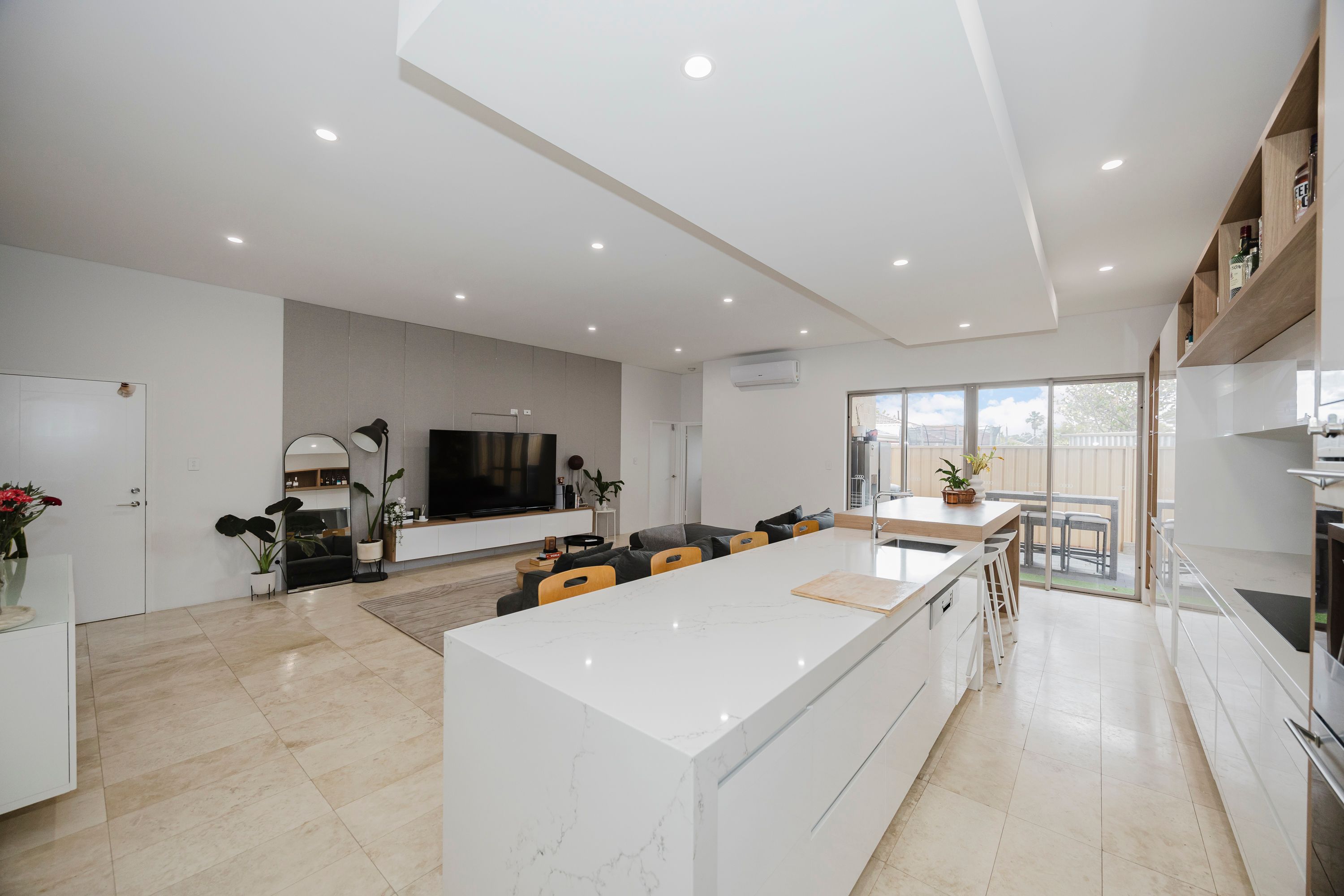 18A Jaeger Square — photo 7 of 24
