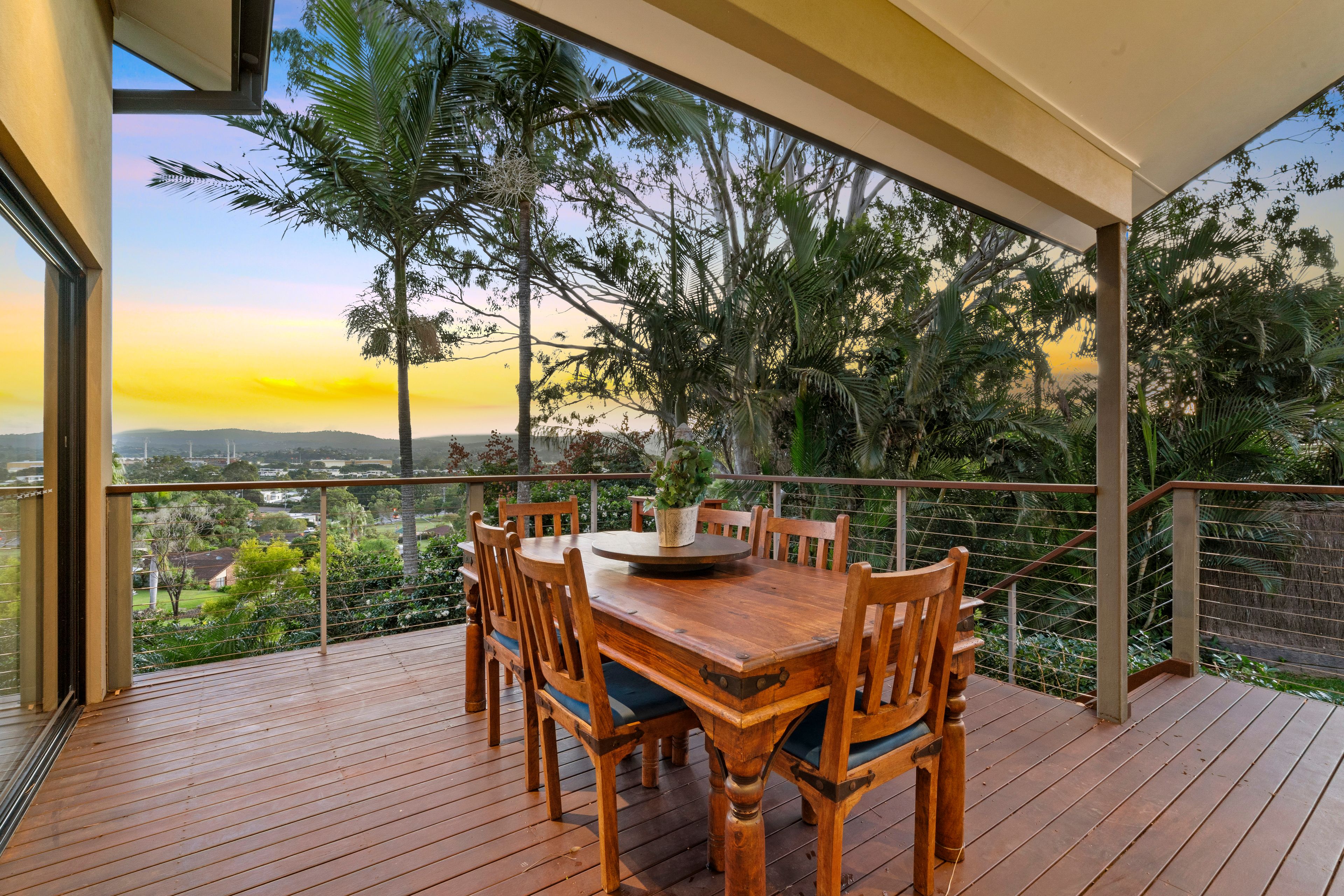 18 Maralinga Drive, Ashmore, QLD 4214