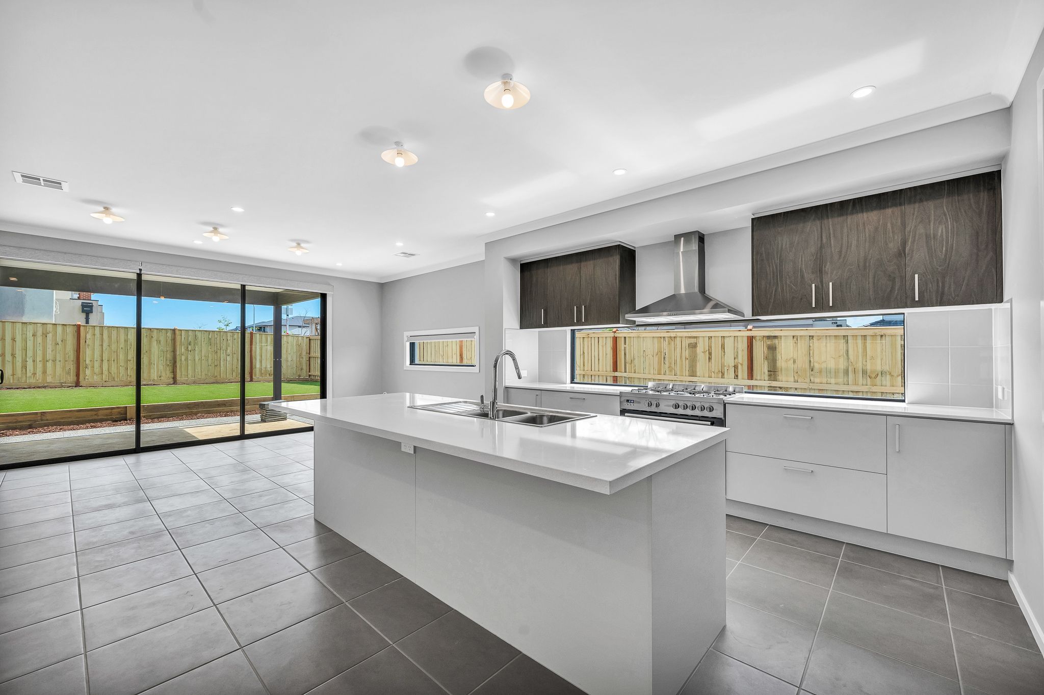 24 Salamanca Drive — photo 3 of 26