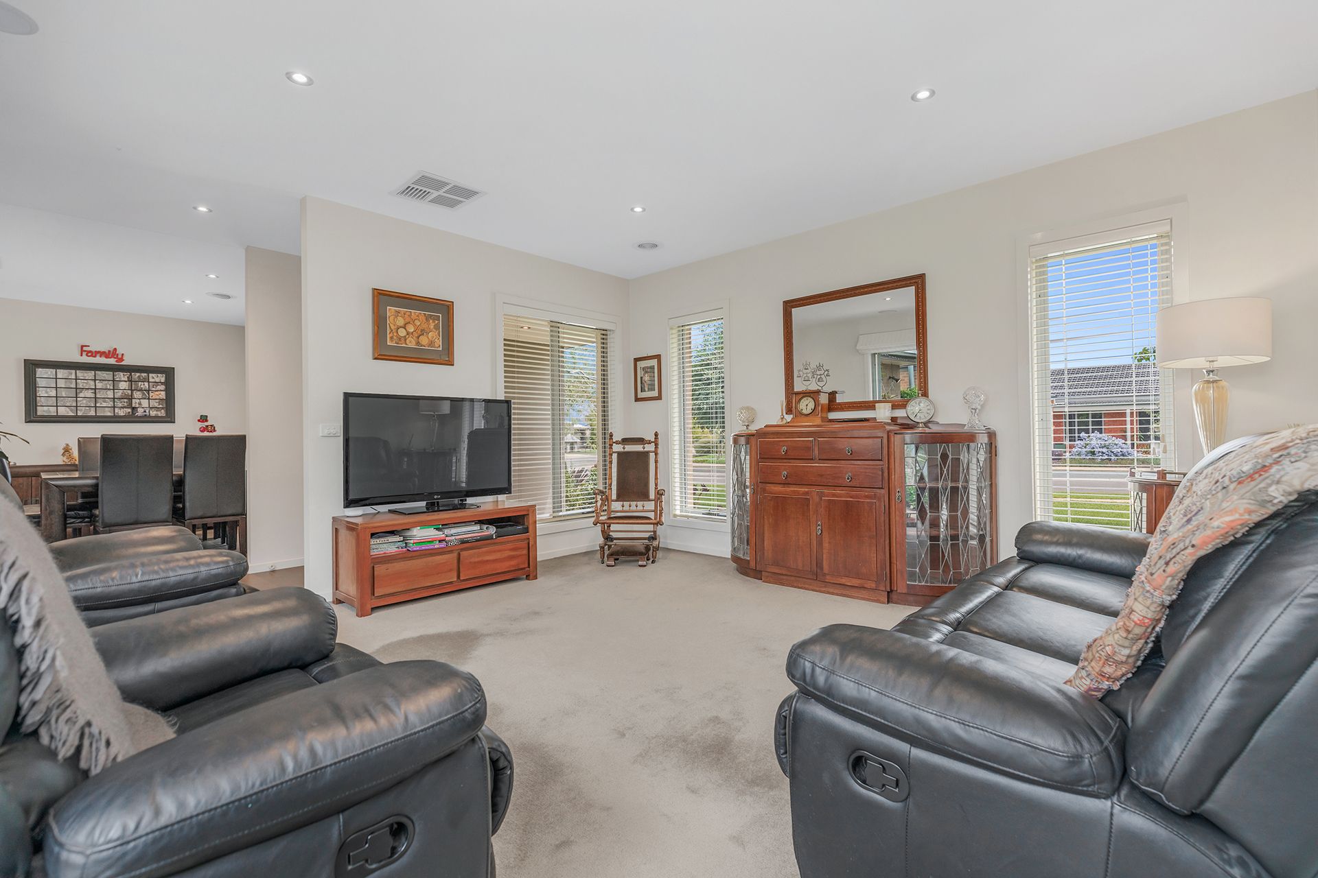5 Canterbury Place — photo 4 of 24
