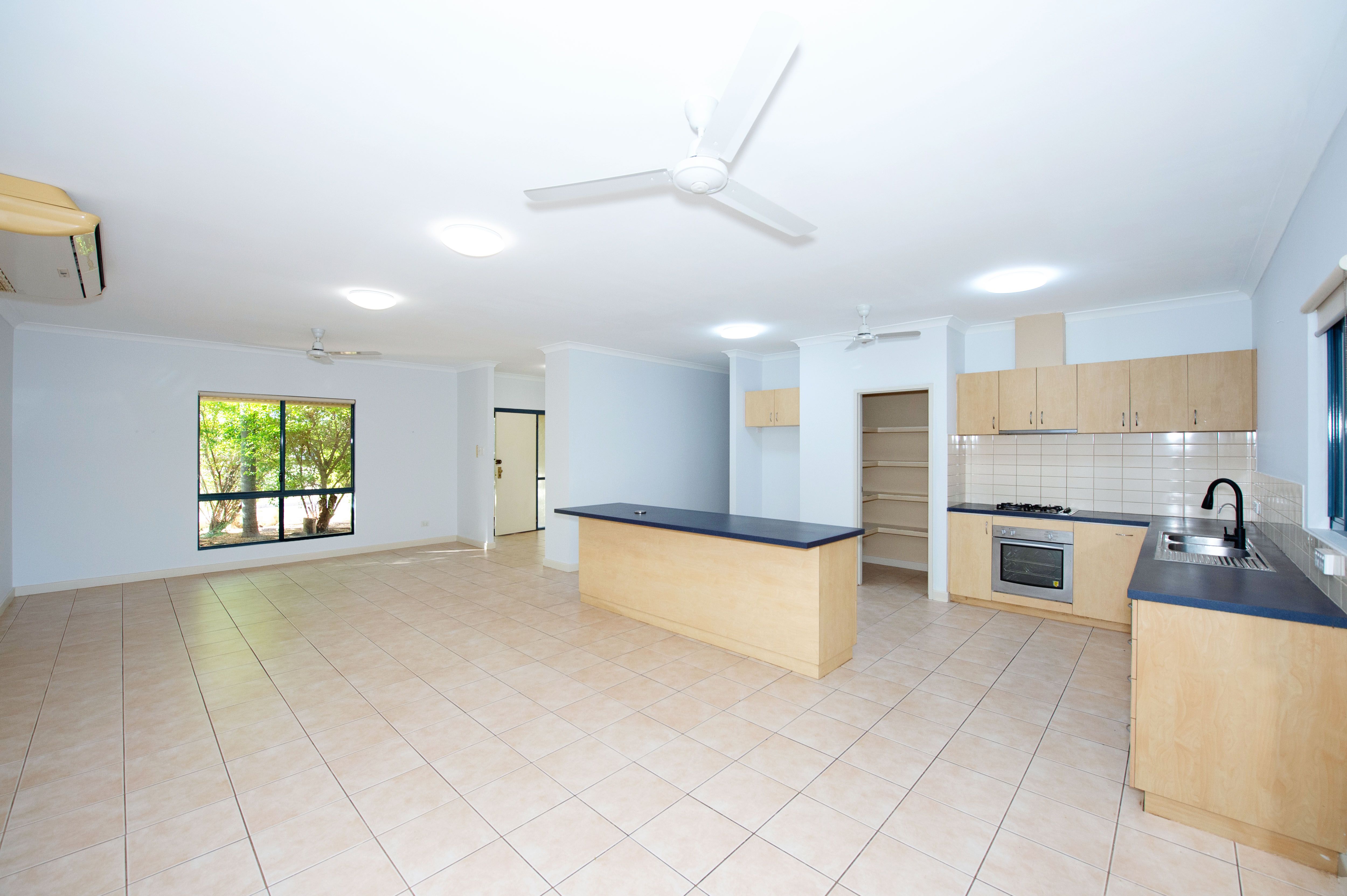 6 Buchanan Circuit, Baynton, WA 6714