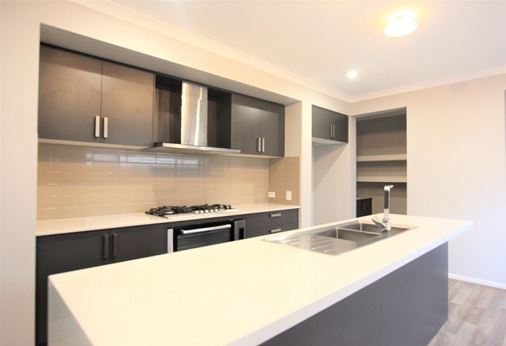 95 Dalmatia Avenue, Edmondson Park, NSW 2174