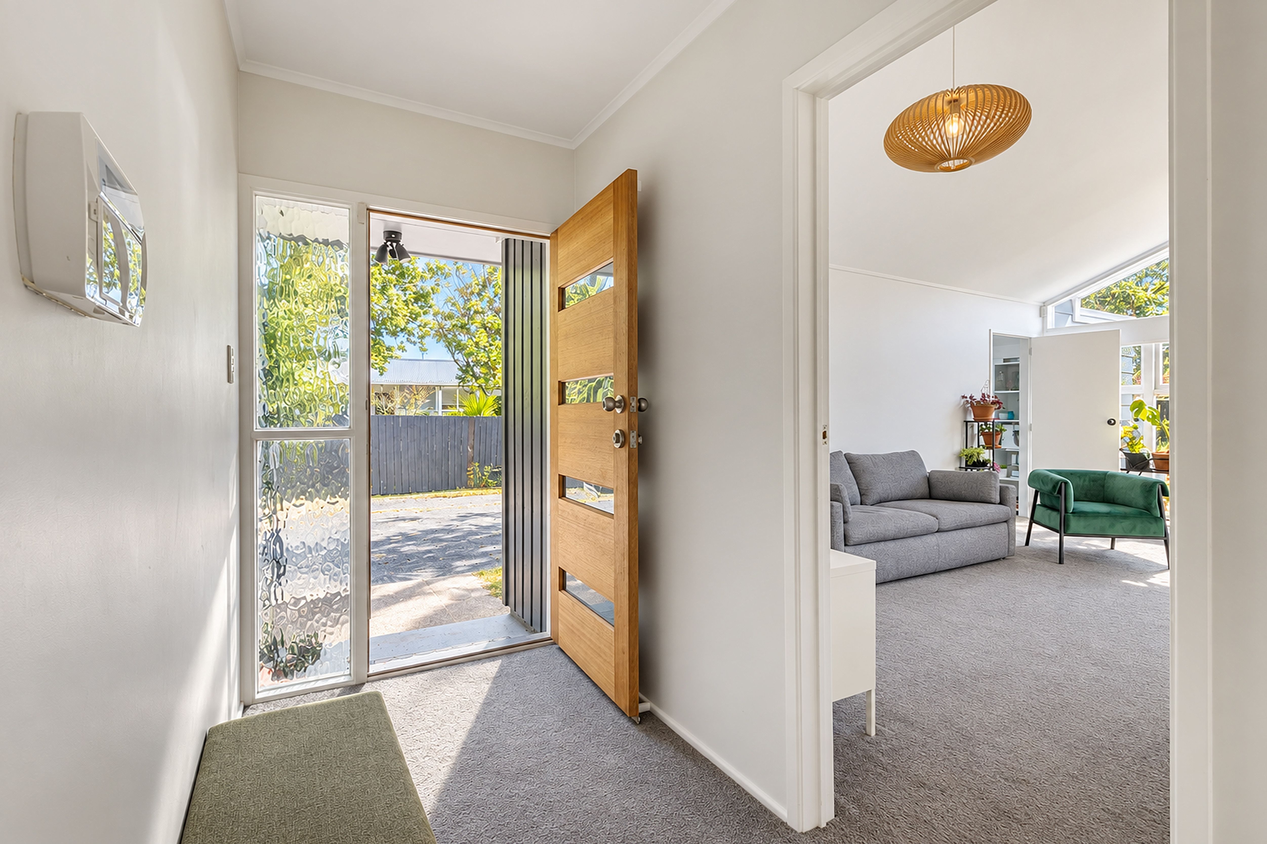 37 Wallace Road, Mangere Bridge, Manukau City