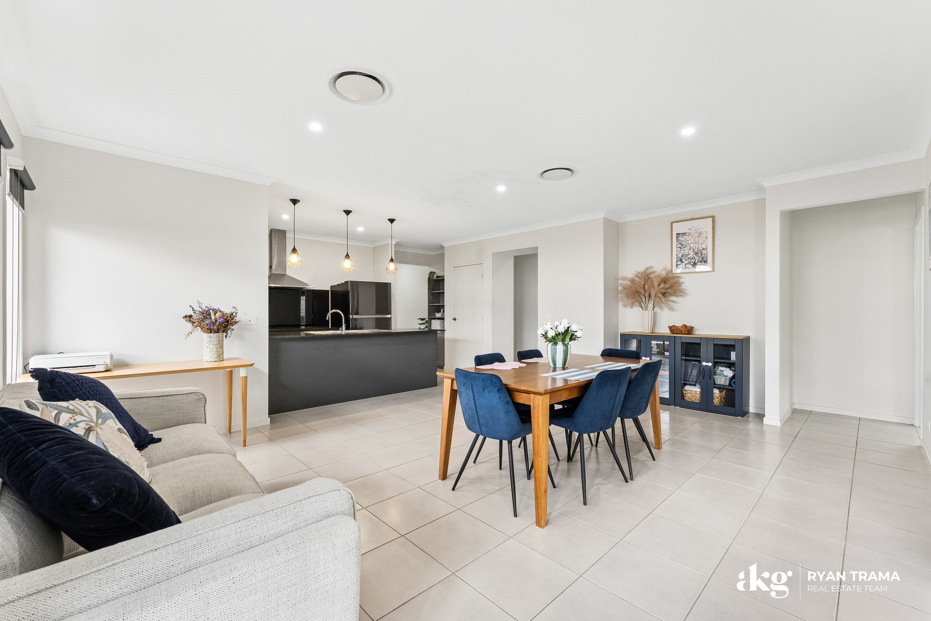 6 Allerton Park Drive — photo 10 of 30