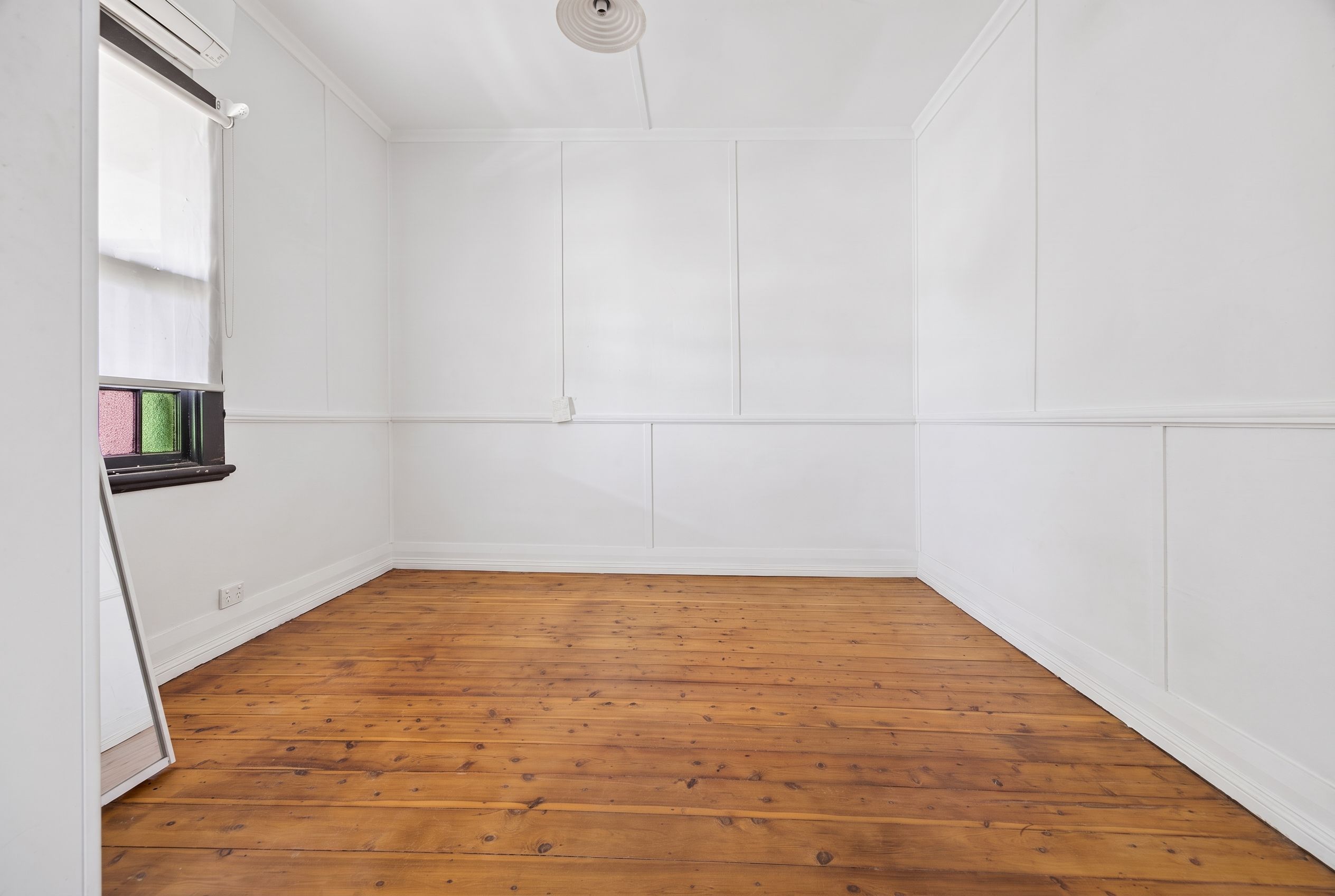 31 Brock Street — photo 7 of 14