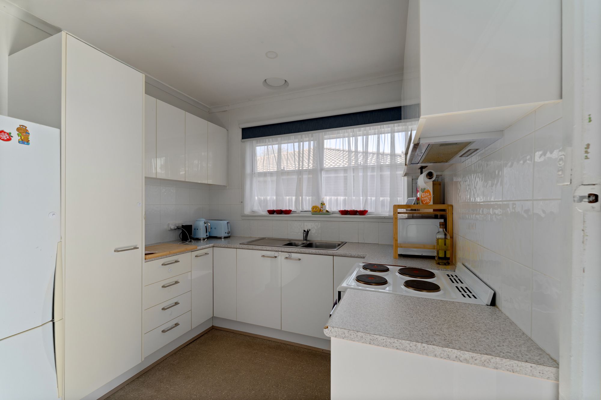 4 Kaye Crescent — photo 6 of 12