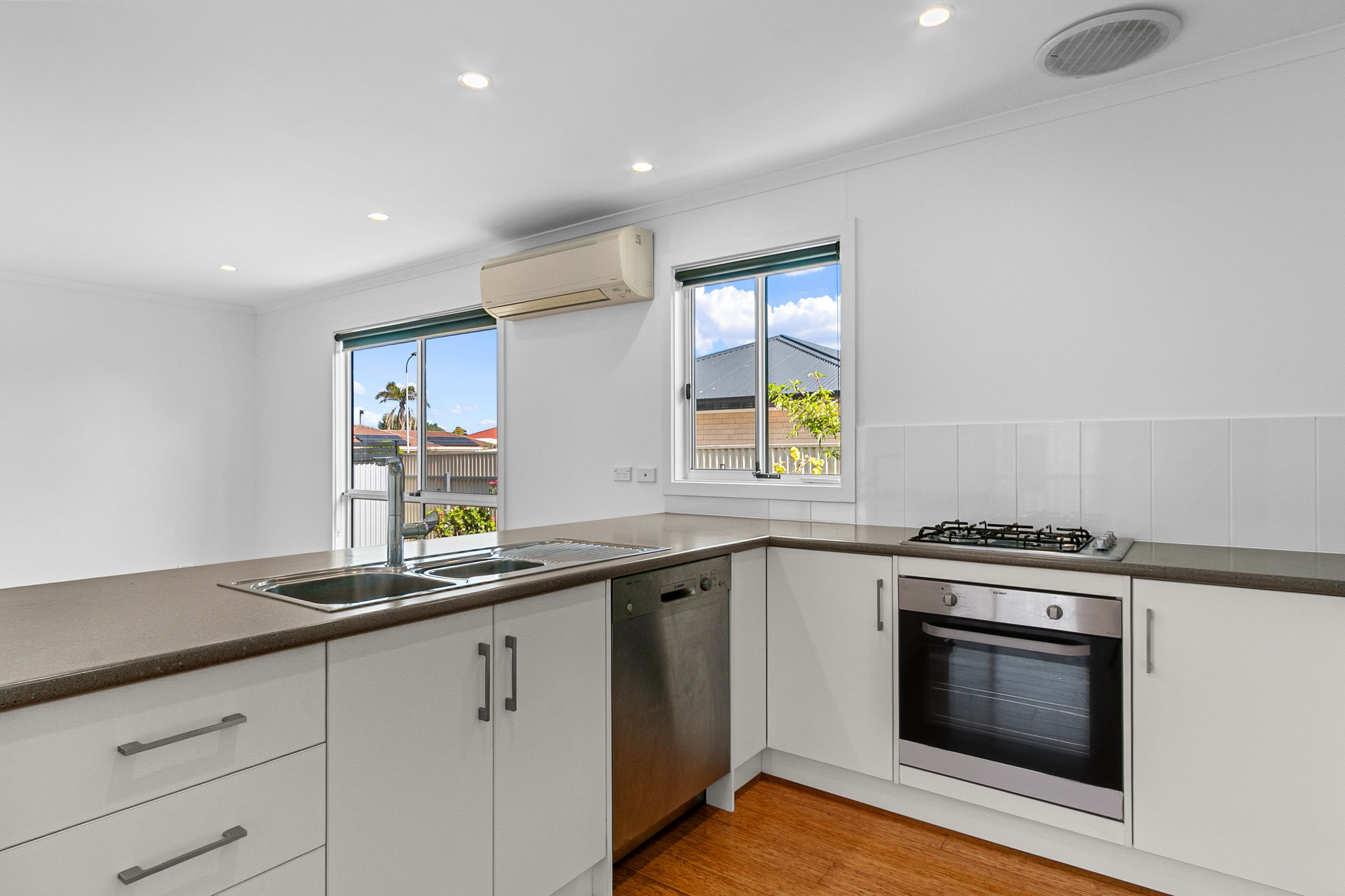 25 John Street — photo 9 of 24