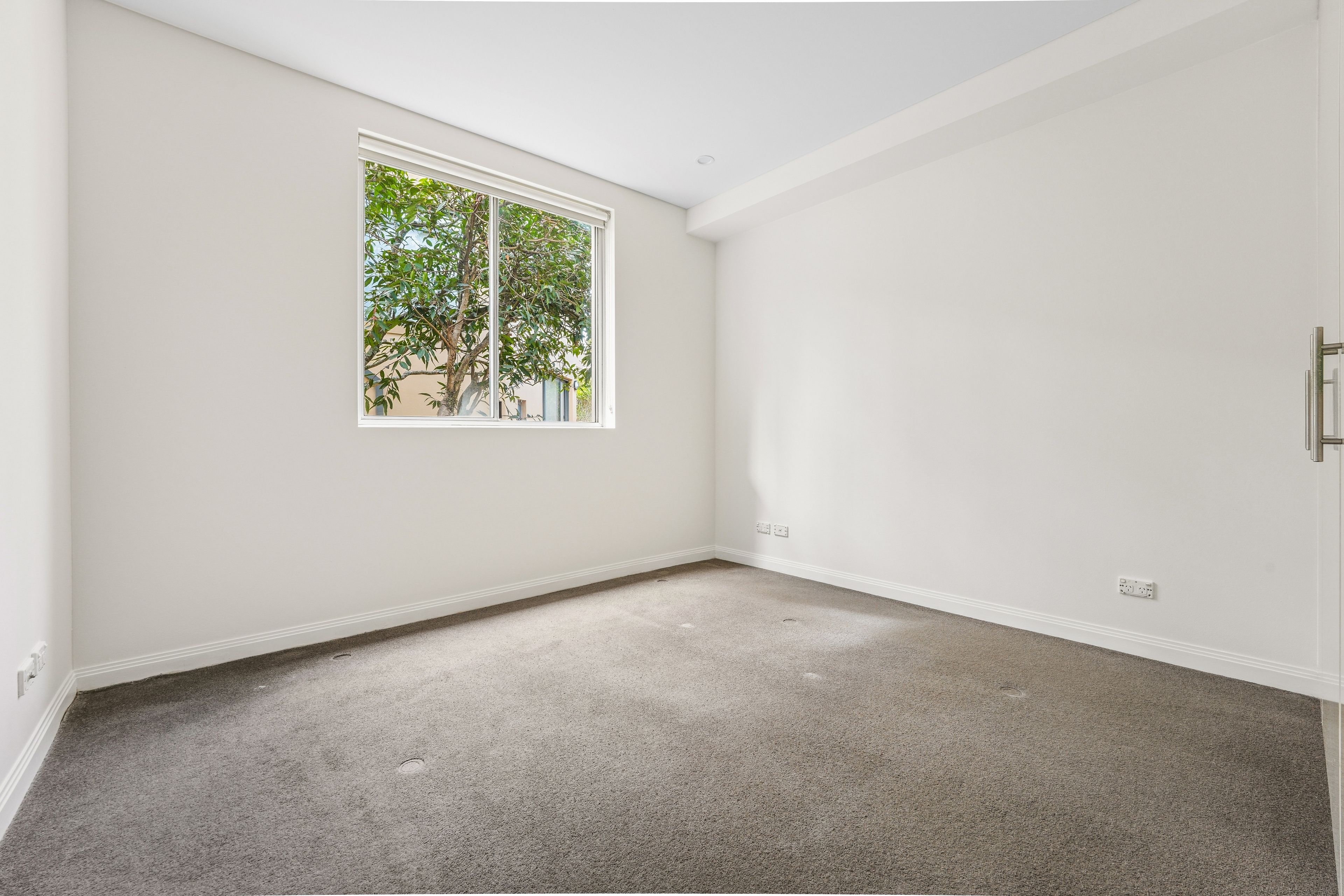 5/592 Old South Head Road — photo 4 of 6