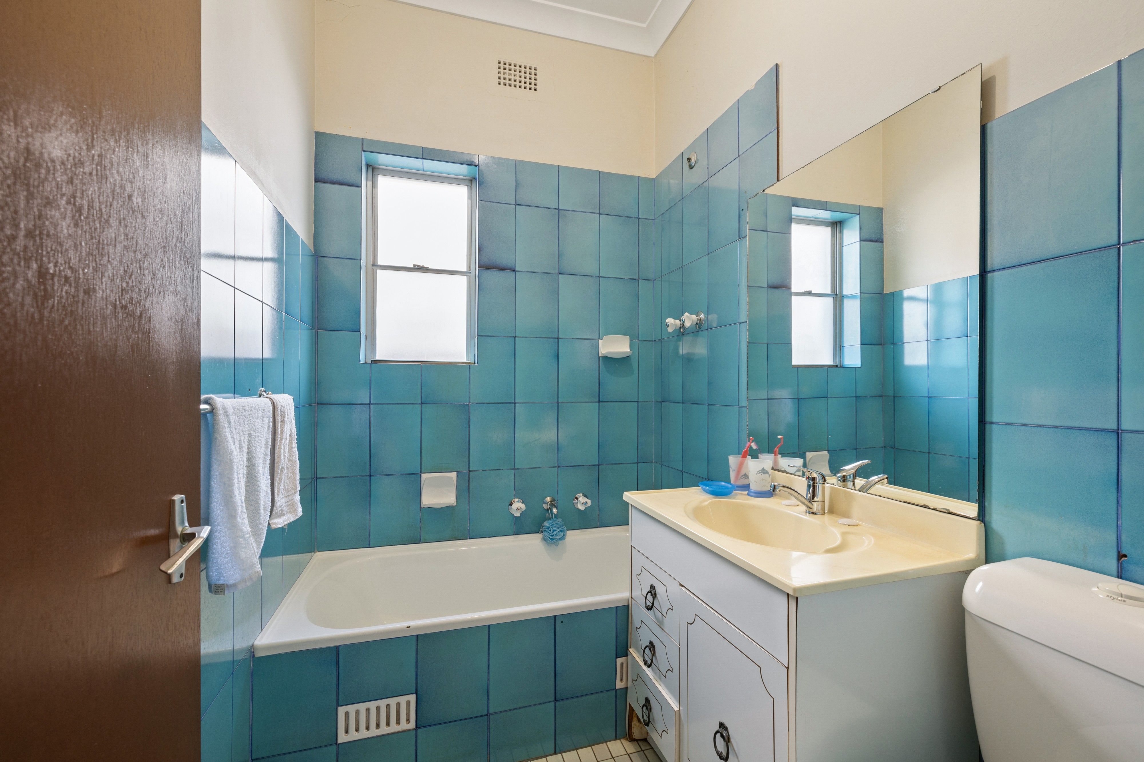 17 Cabarita Road — photo 7 of 11