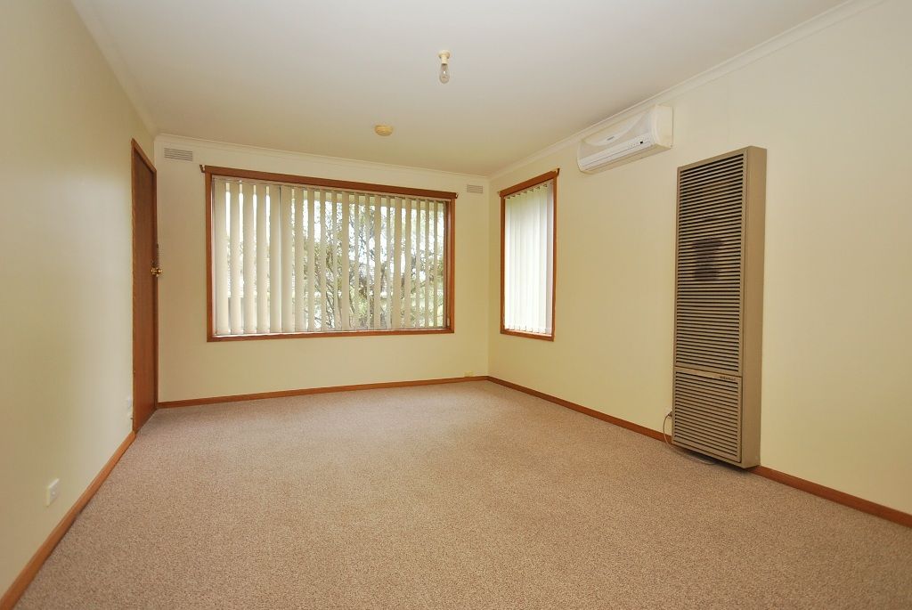 1/8 Aquila Court, Ballarat North, VIC 3350
