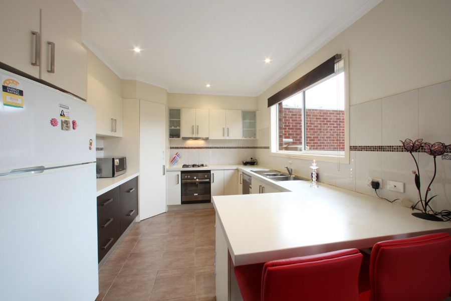 2/57 Harley Street, Knoxfield, VIC 3180