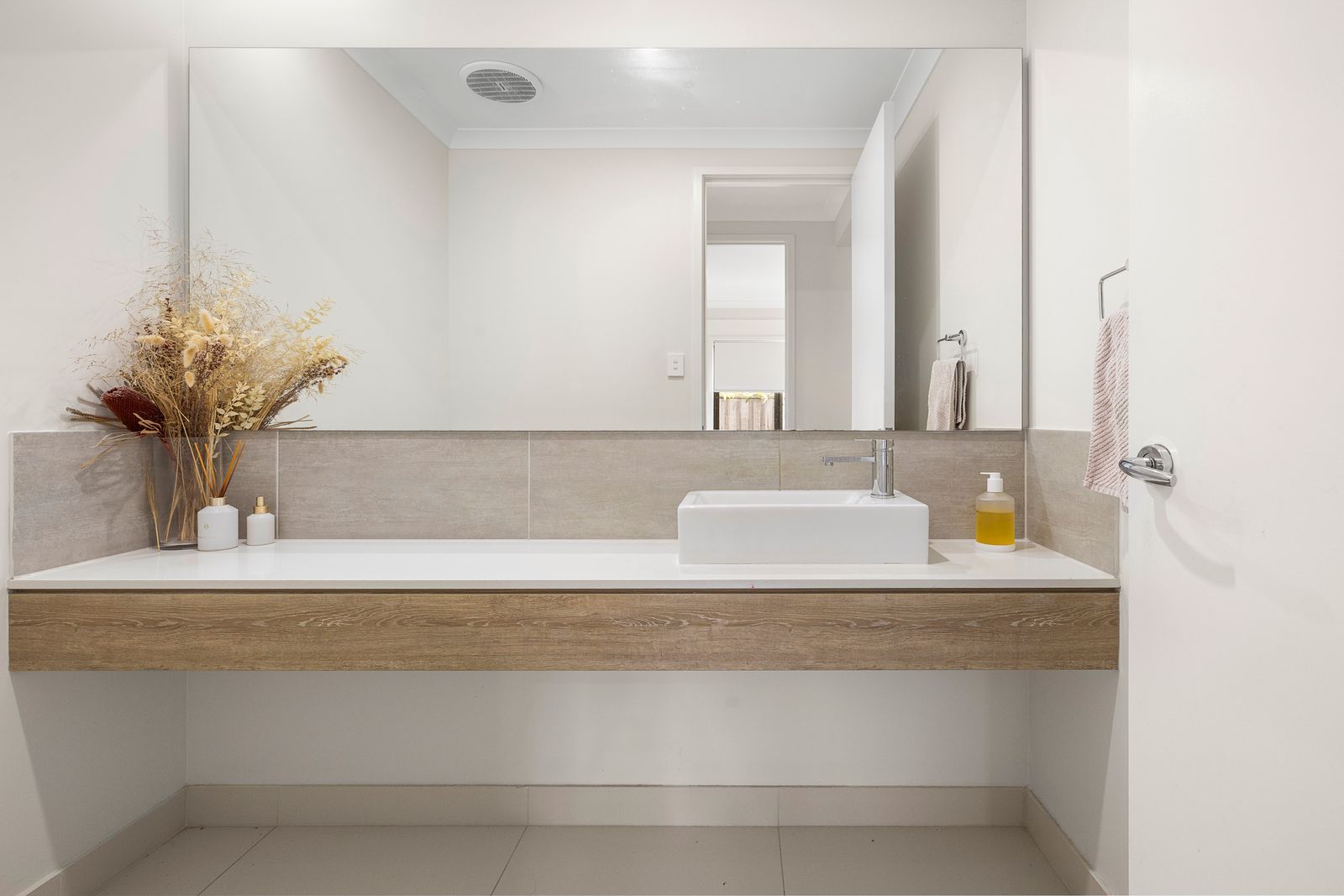 33 Ellabay Crescent — photo 15 of 18
