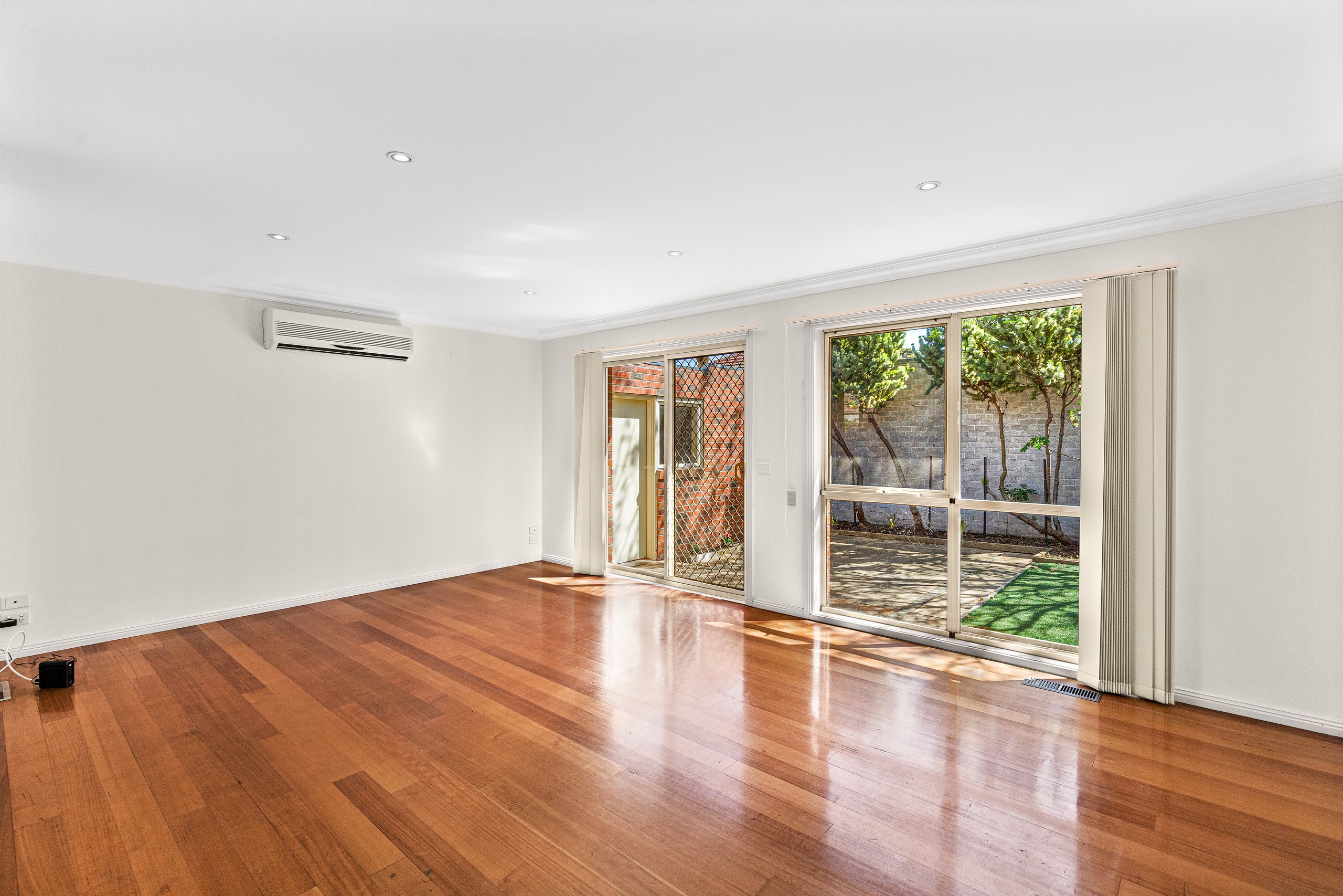 2/14 Allen Street, Glen Waverley, VIC 3150