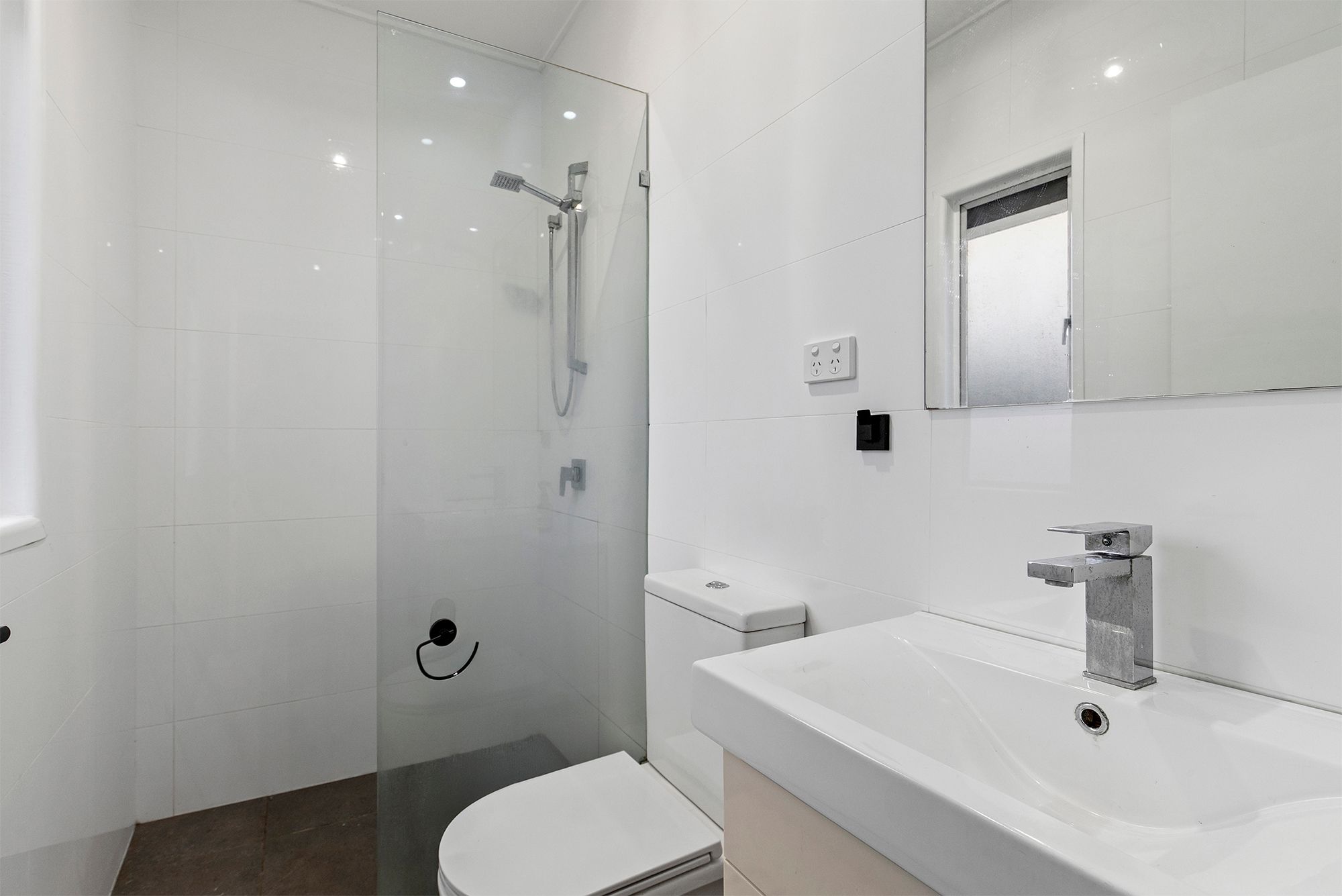23 Wellington Street — photo 12 of 21