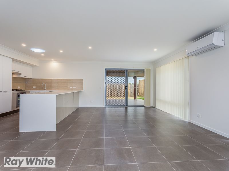 23 Macadamia Street — photo 4 of 13