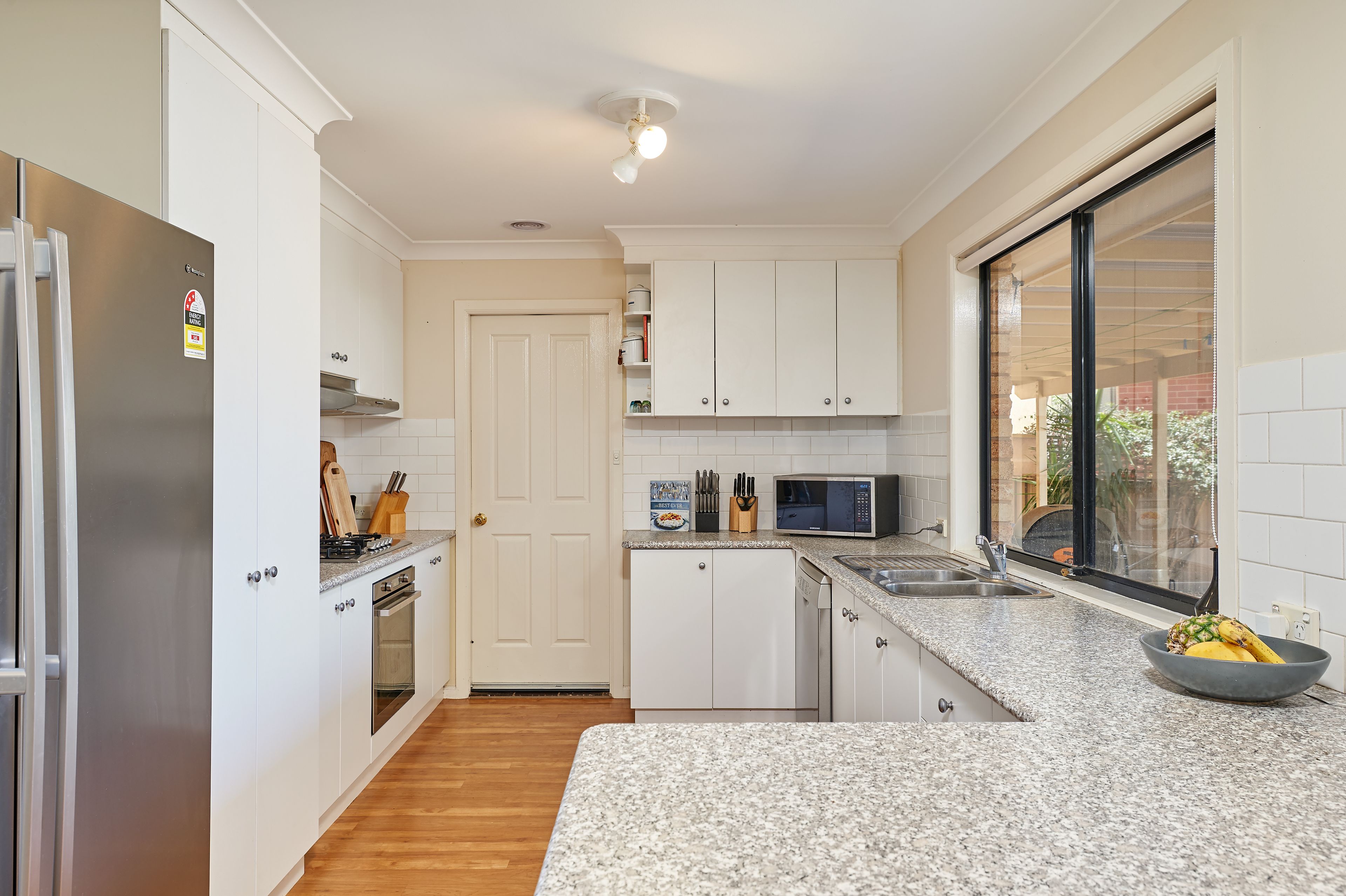 12 Galleon Place, Estella, NSW 2650
