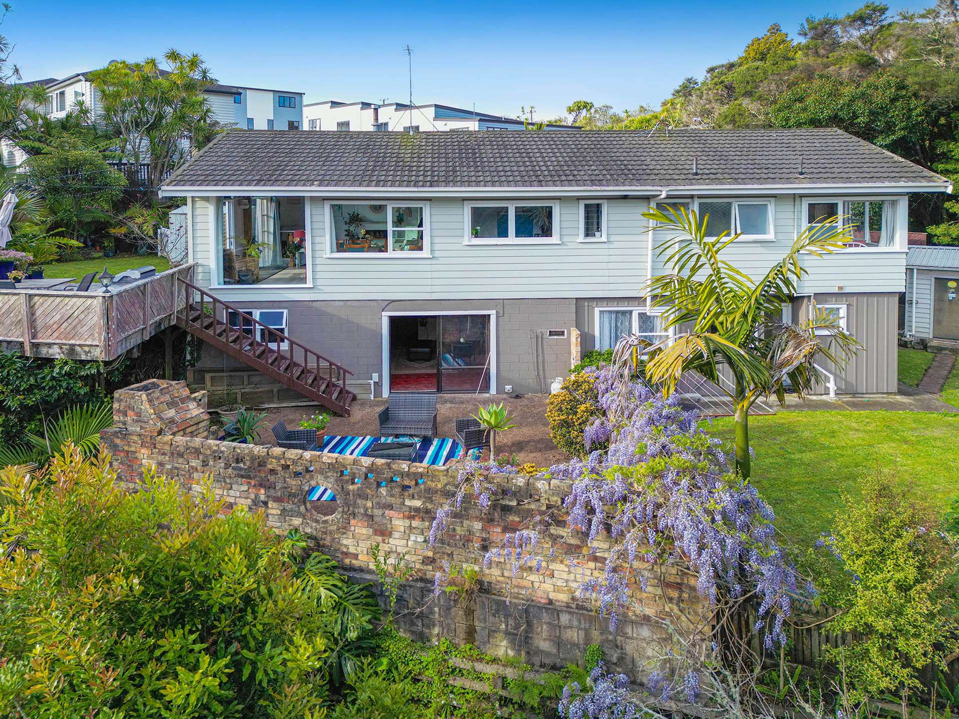 28 Seaview Road photo 1