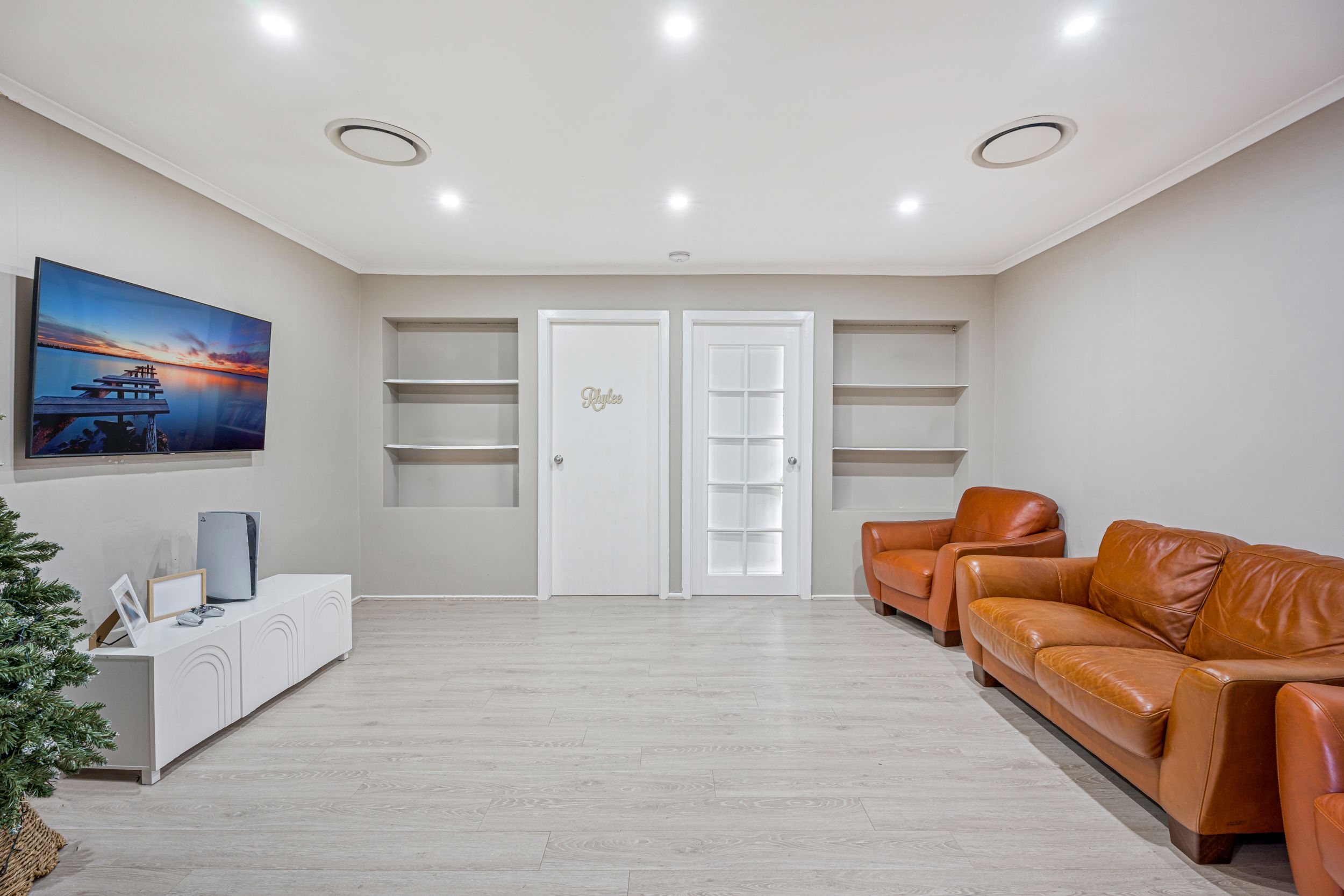 16 Little Street, Cambridge Park, NSW