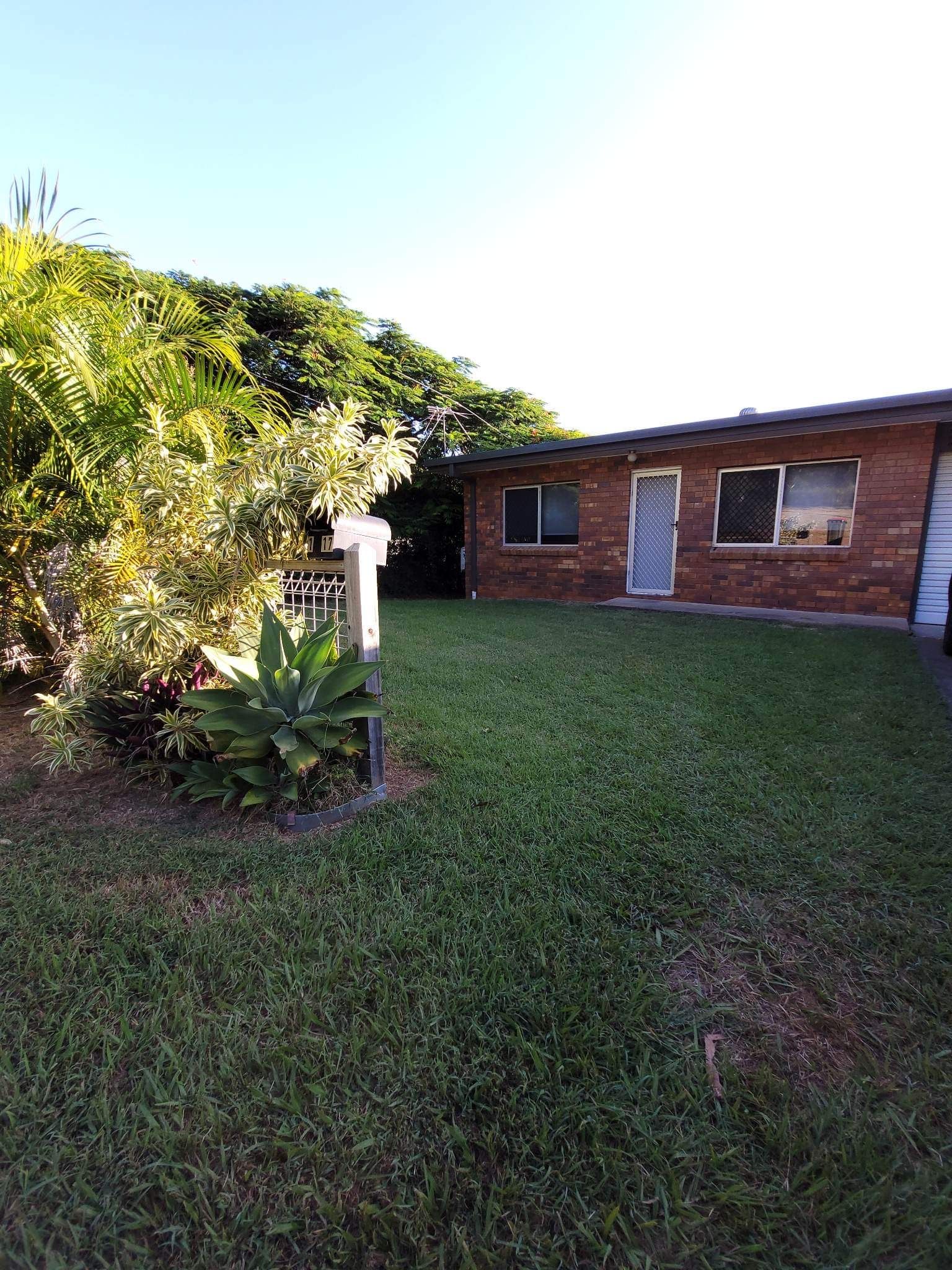 1/17 Peltophorum Street, Koongal, QLD 4701