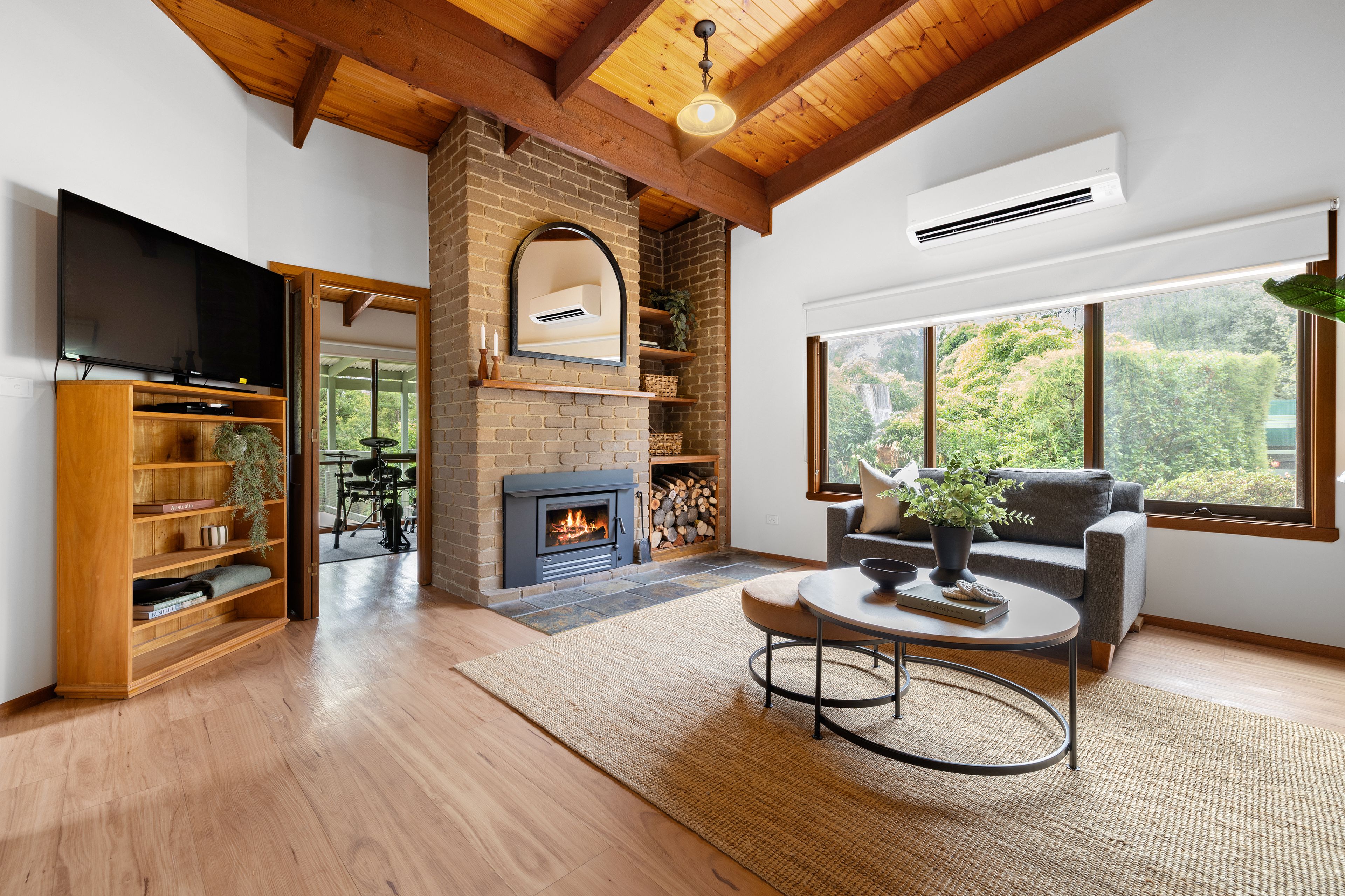 13 Hakea Drive, Montrose, VIC 3765