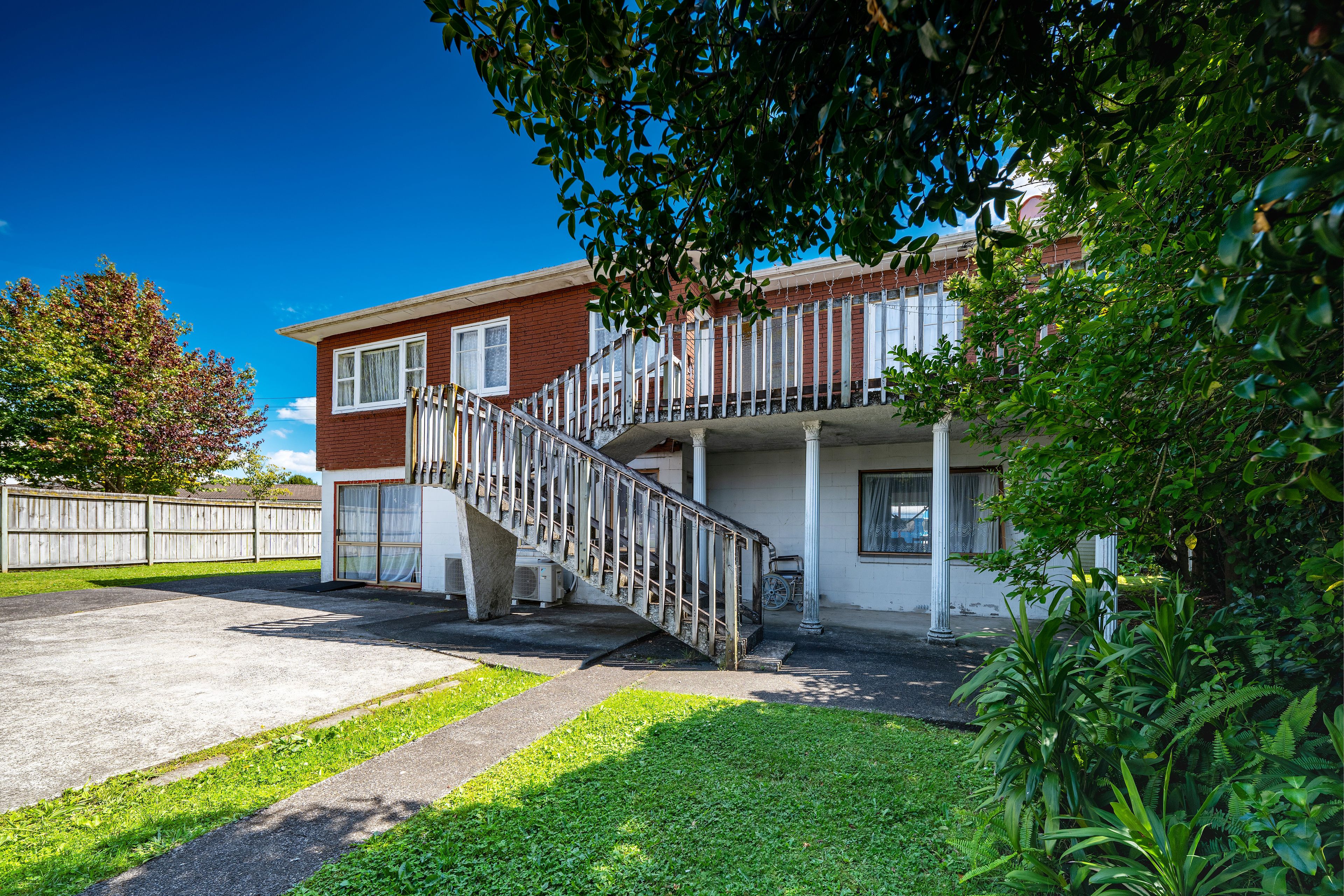 12 Rathgar Road, Henderson, Waitakere City